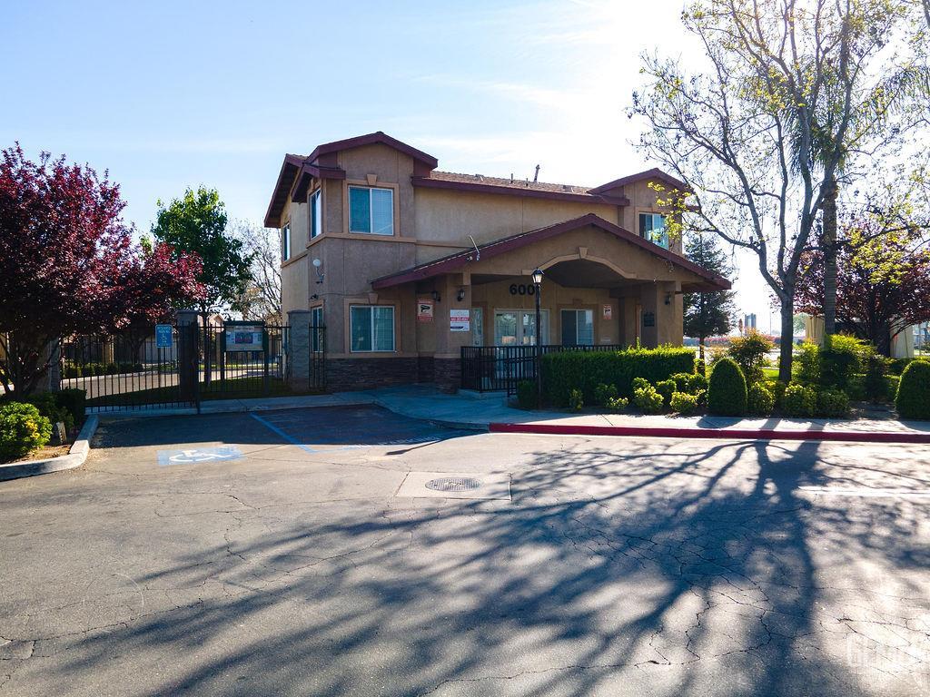 600 Hosking Avenue — photo 23