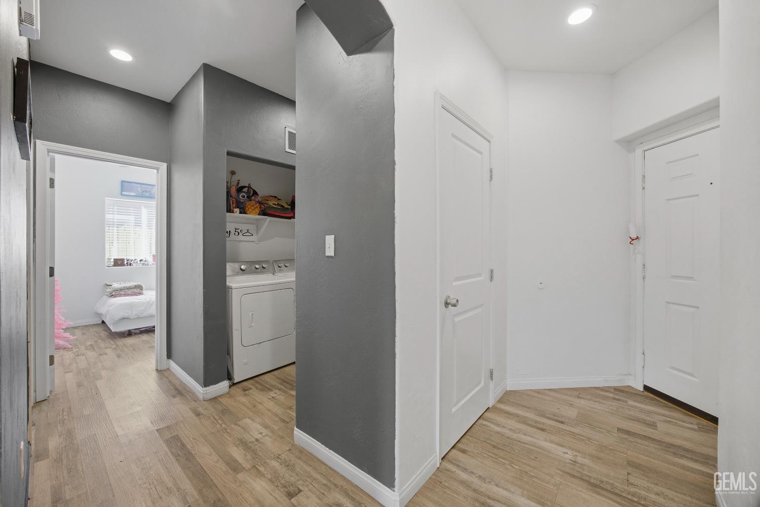 203 Isla Del Sol Drive — photo 21