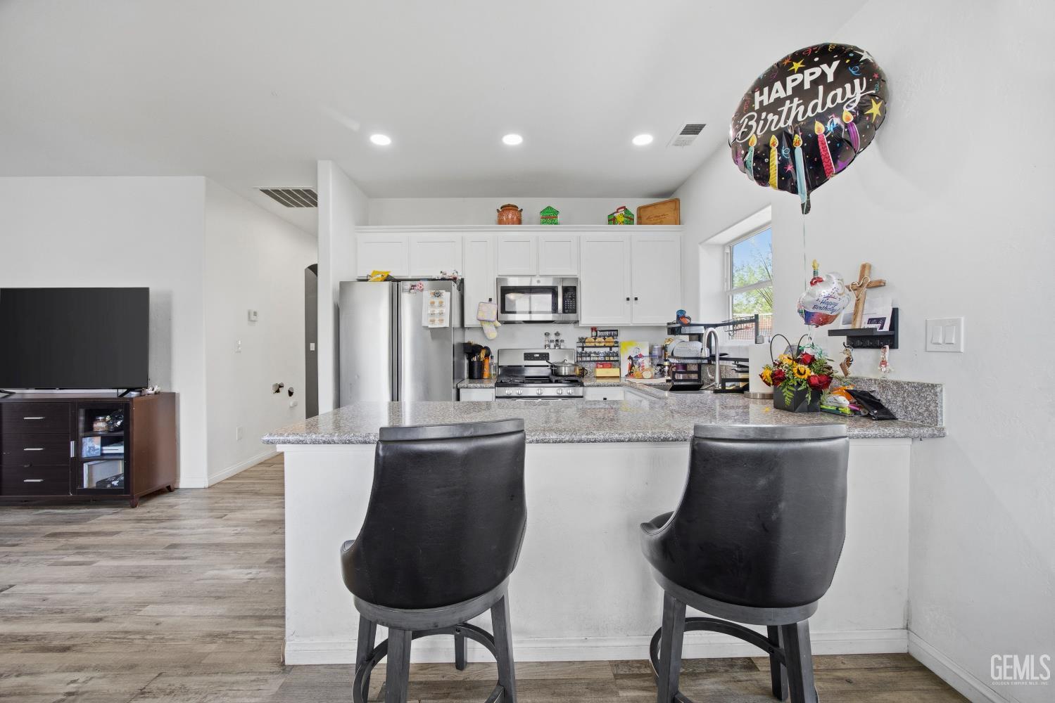 203 Isla Del Sol Drive — photo 12