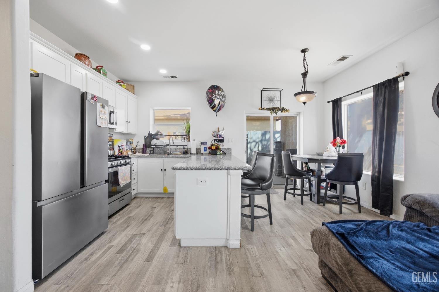 203 Isla Del Sol Drive — photo 10