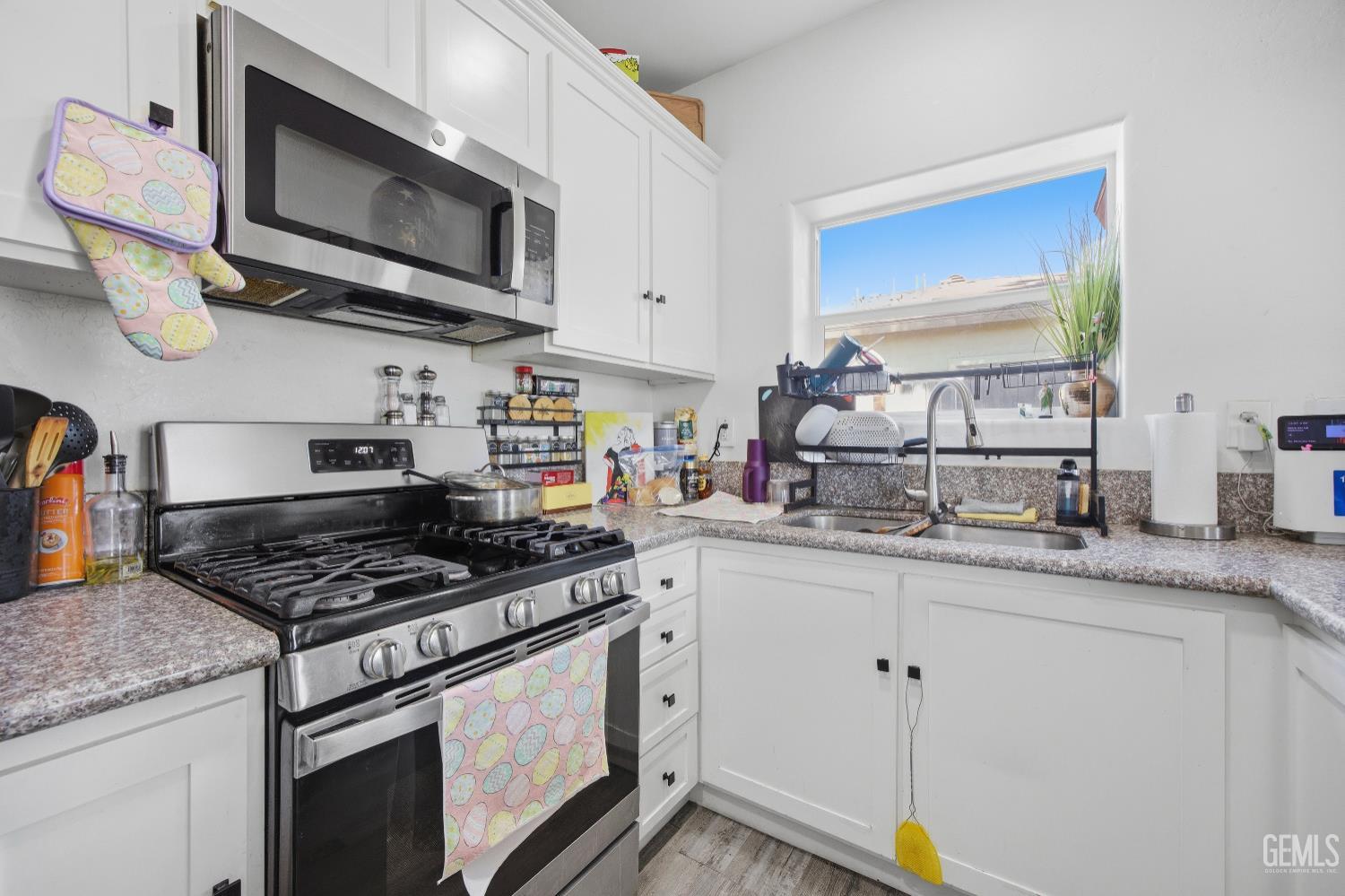 203 Isla Del Sol Drive — photo 14