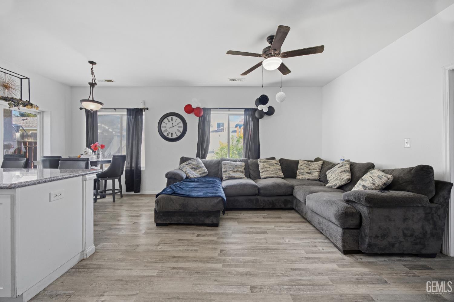 203 Isla Del Sol Drive — photo 6