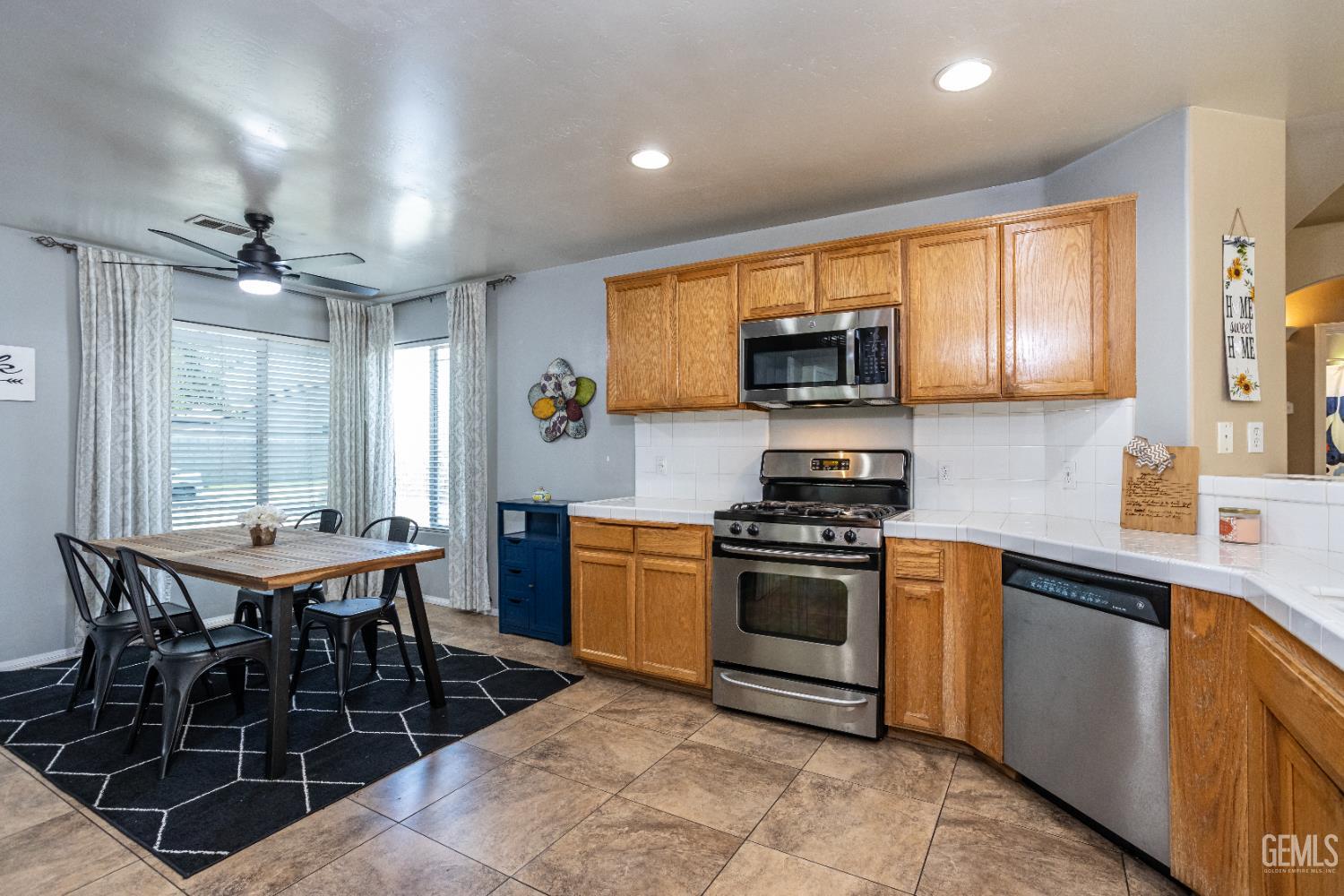 3622 Azure Drive — photo 15