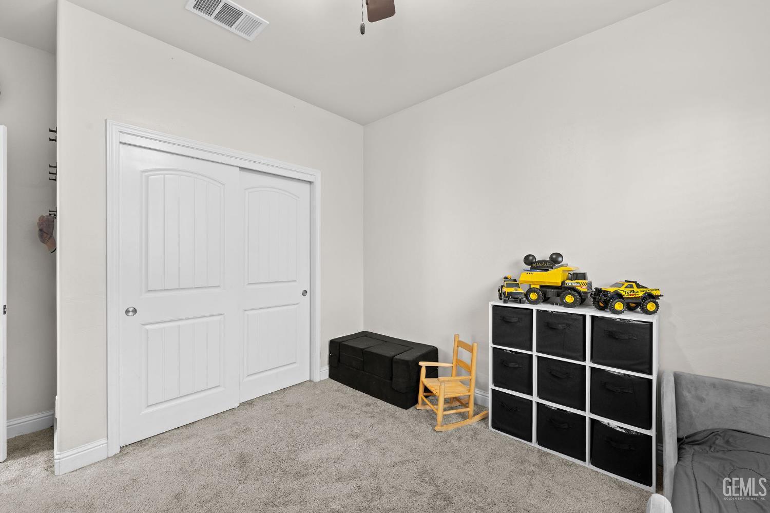 5913 Glen Rose Avenue — photo 32