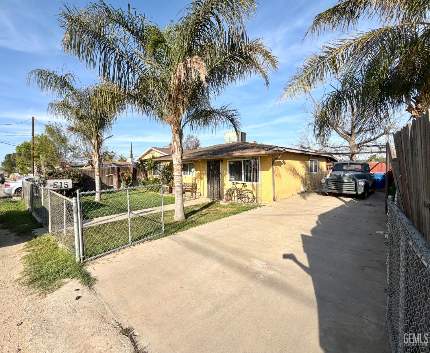 515 Monticello Avenue — photo 2