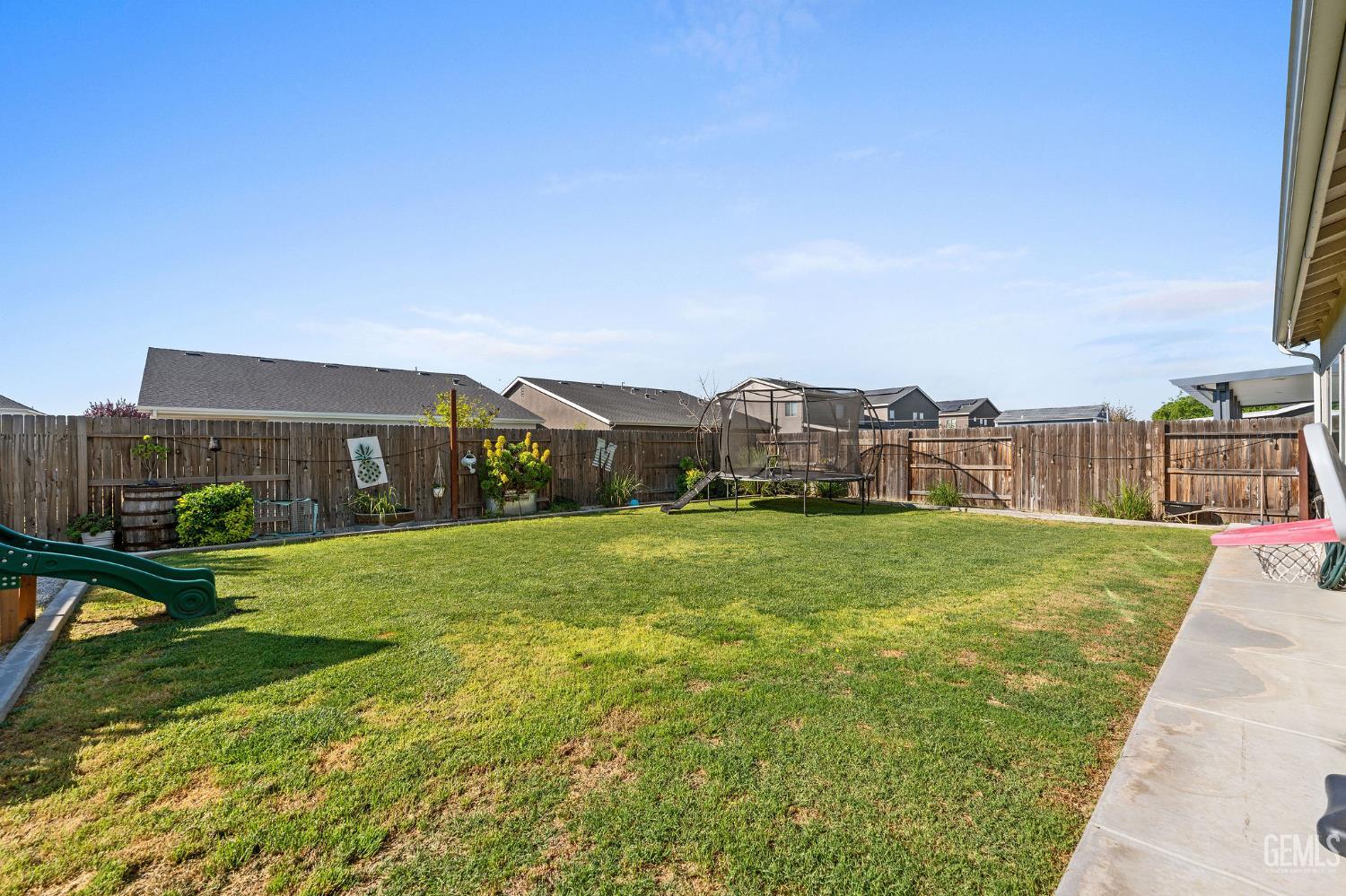 5913 Glen Rose Avenue — photo 35