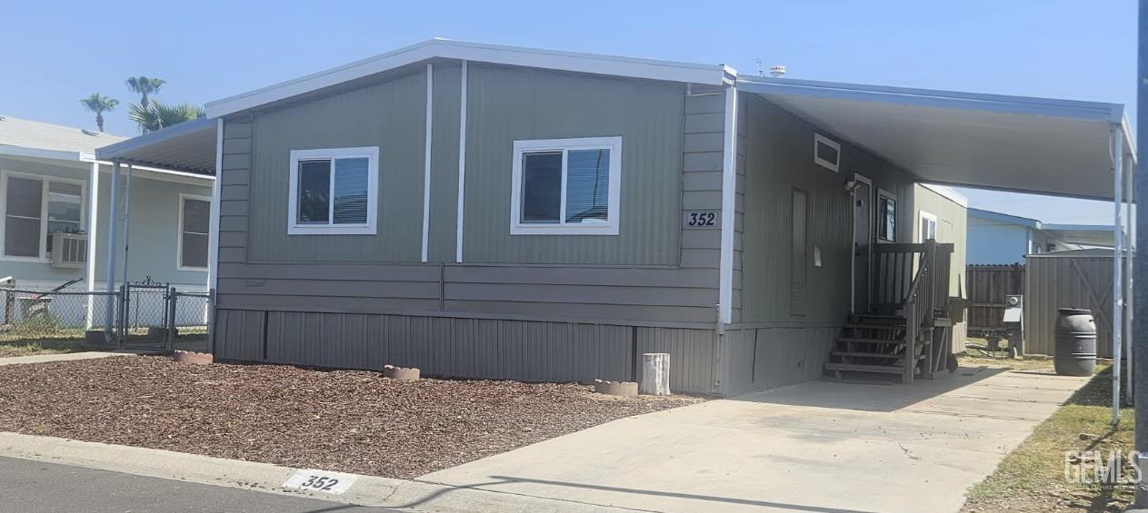 6601 Eucalyptus Drive