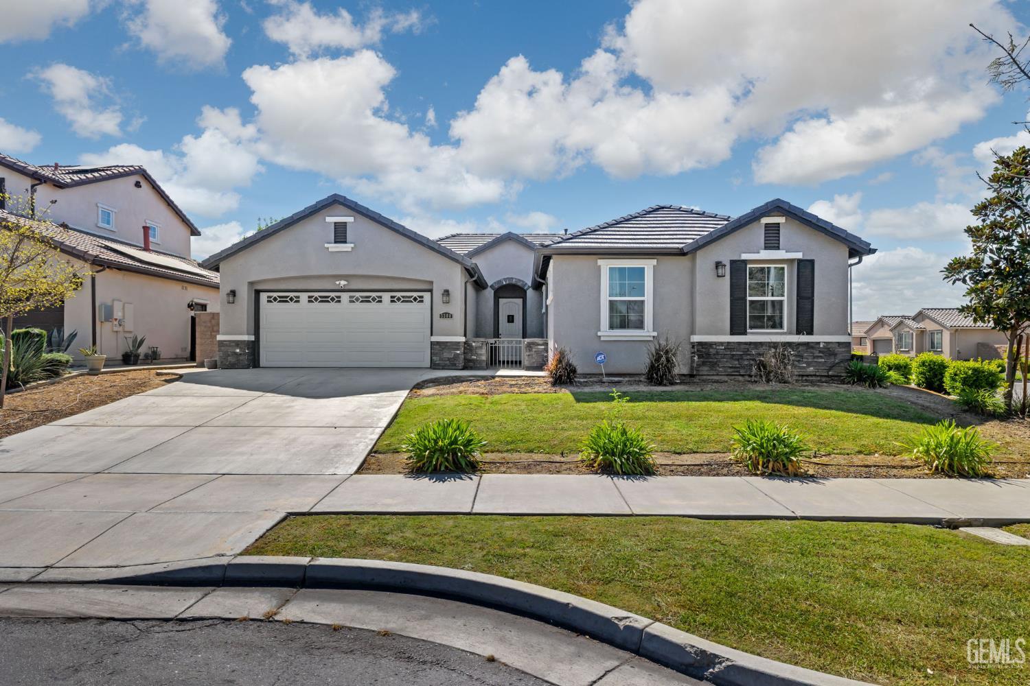 5308 Village Green Lane