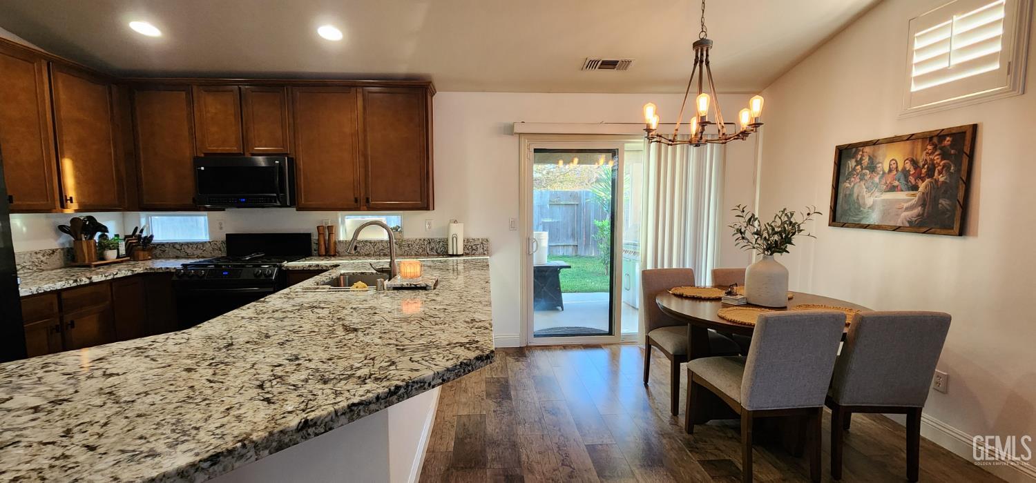 13627 Foyers Falls Drive — photo 11