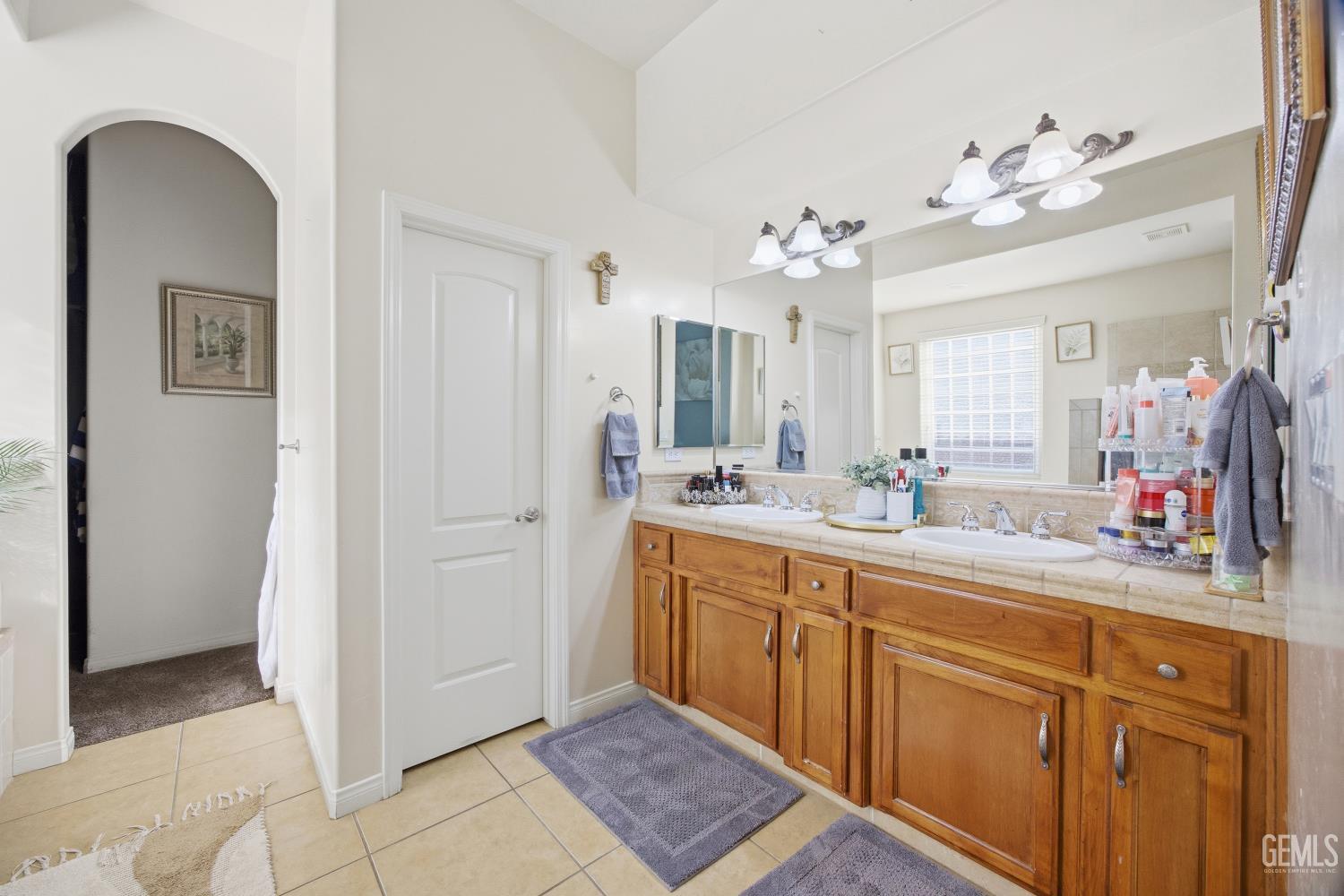4401 Whitegate Avenue — photo 21