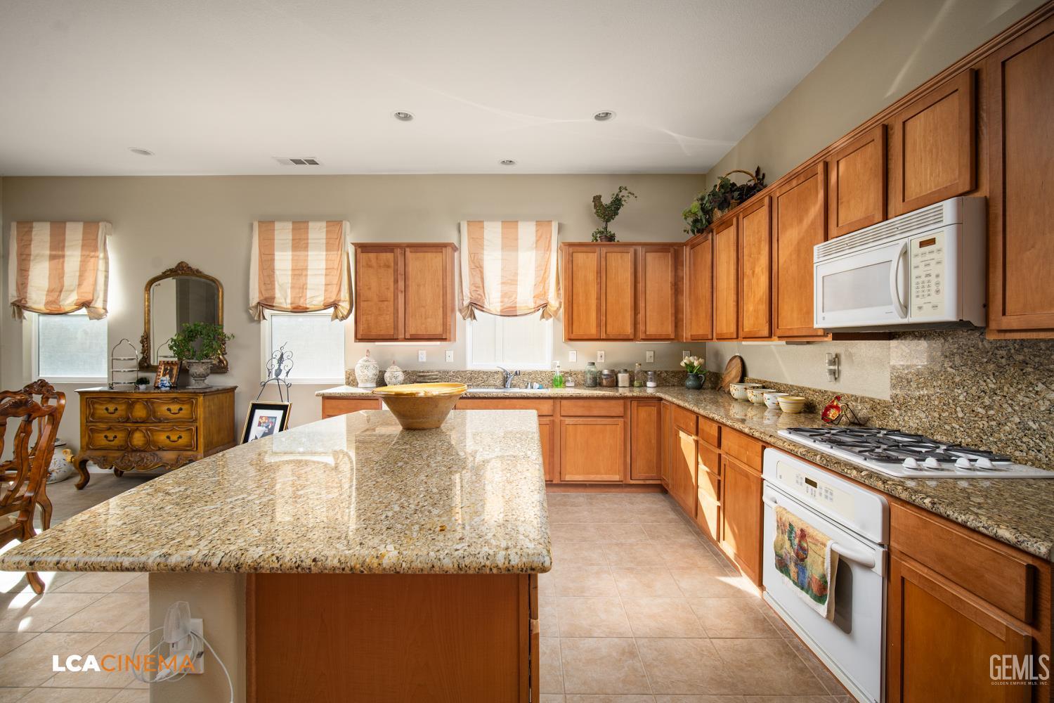 5805 Gold Ranch Way — photo 5