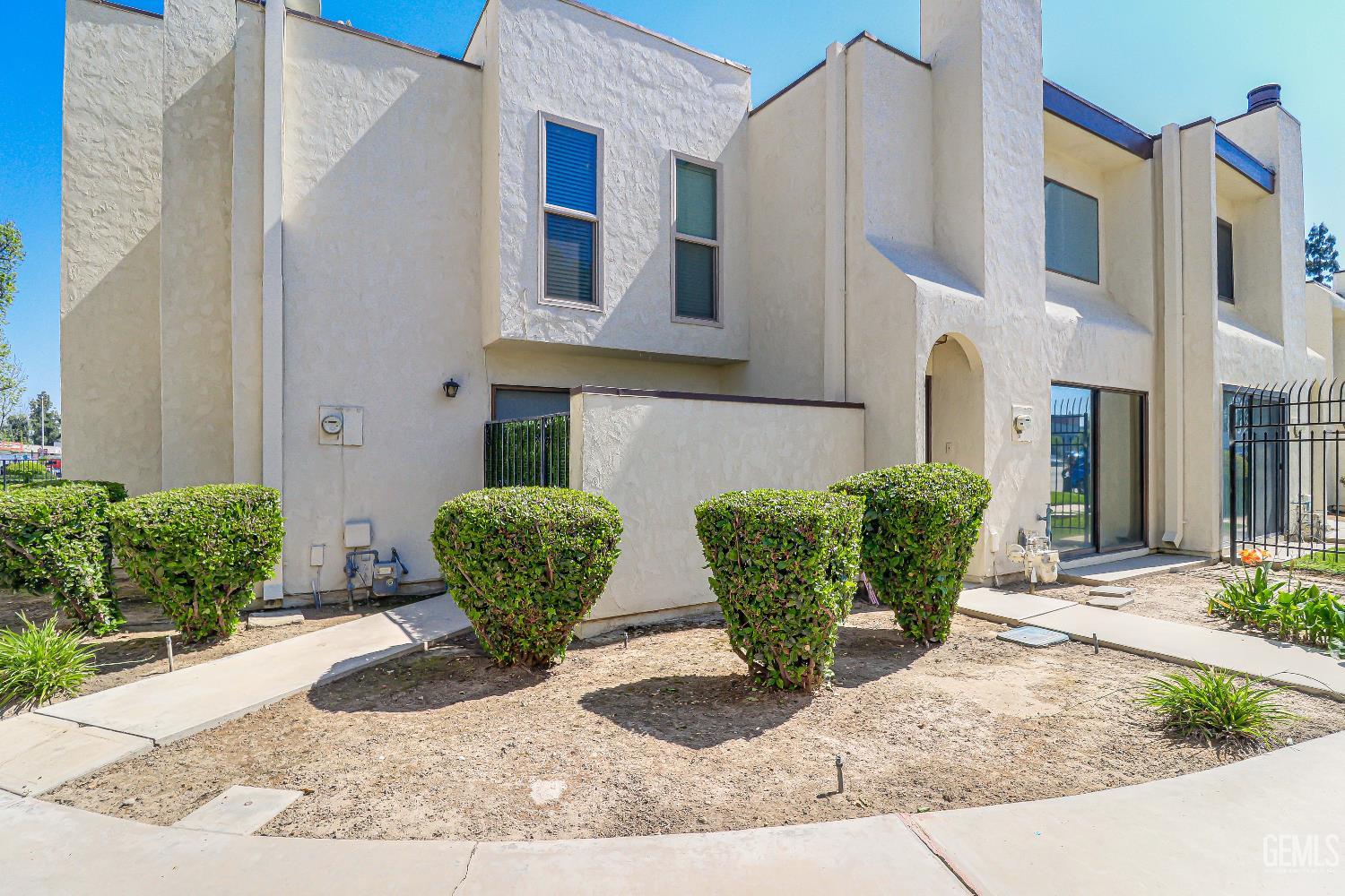 1317 Capricorn Court — photo 3