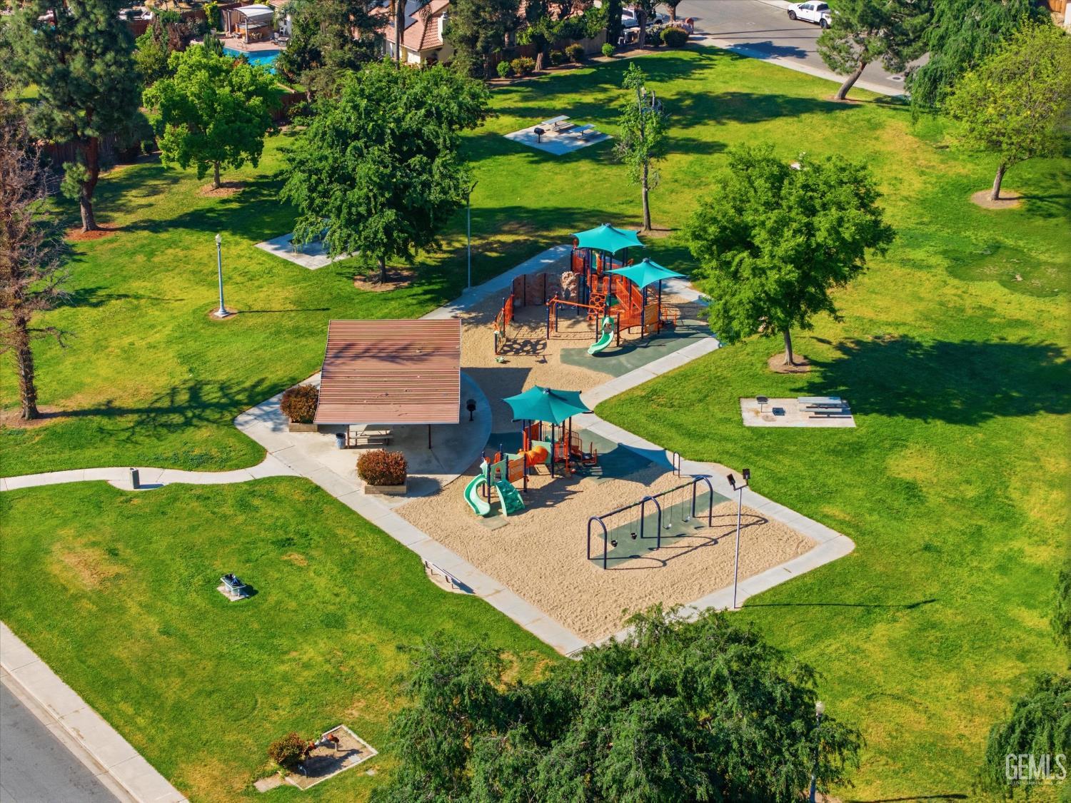 7100 Tioga Court — photo 46