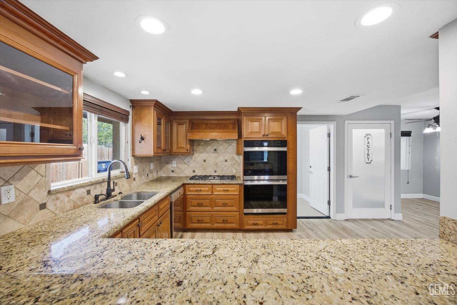 7100 Tioga Court — photo 18