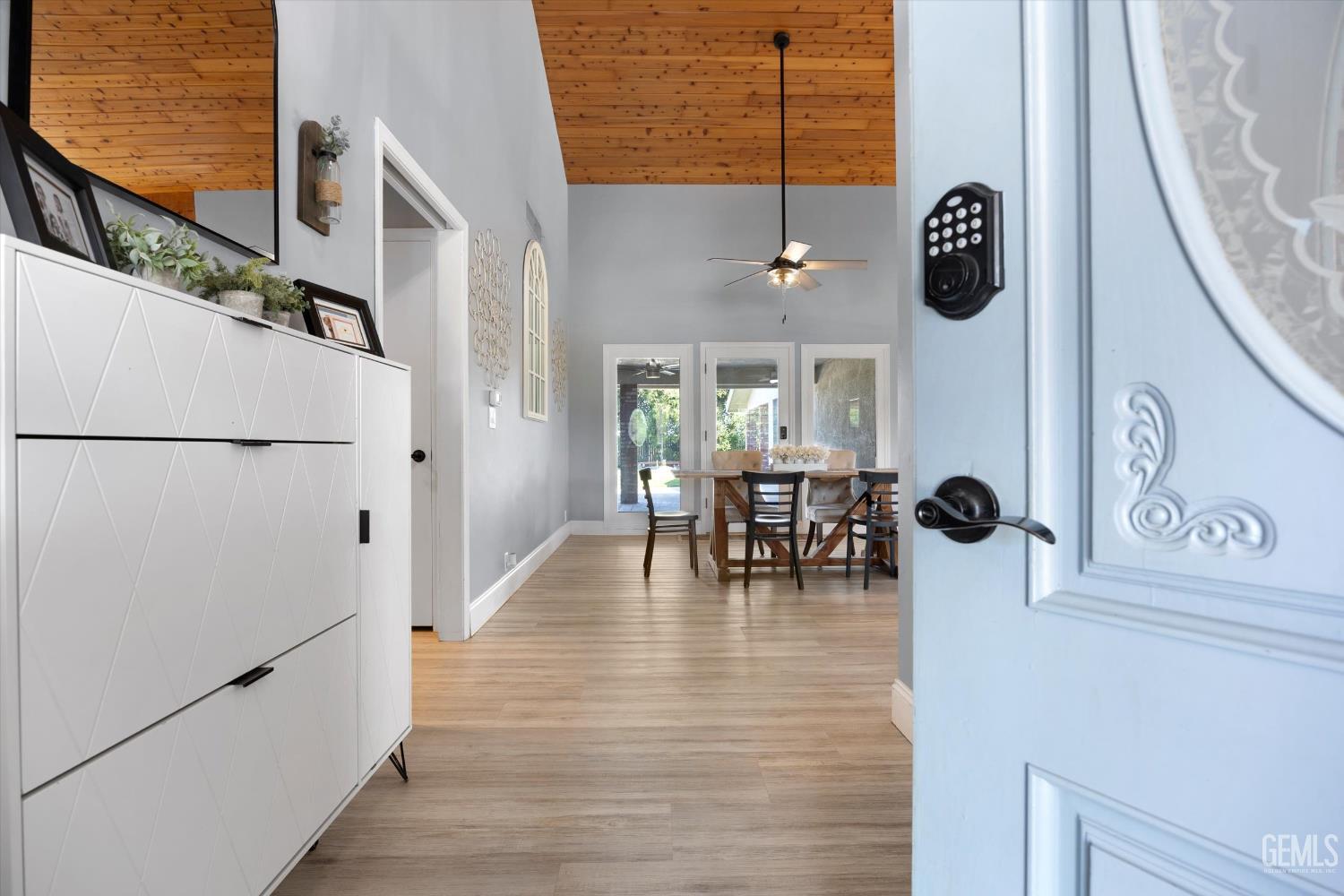 24930 Sullivan Road — photo 7