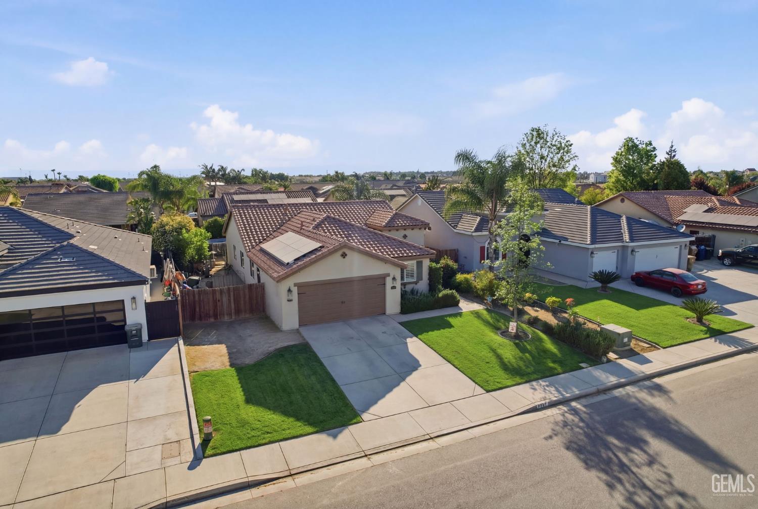 6807 Clear Water Creek Way — photo 4