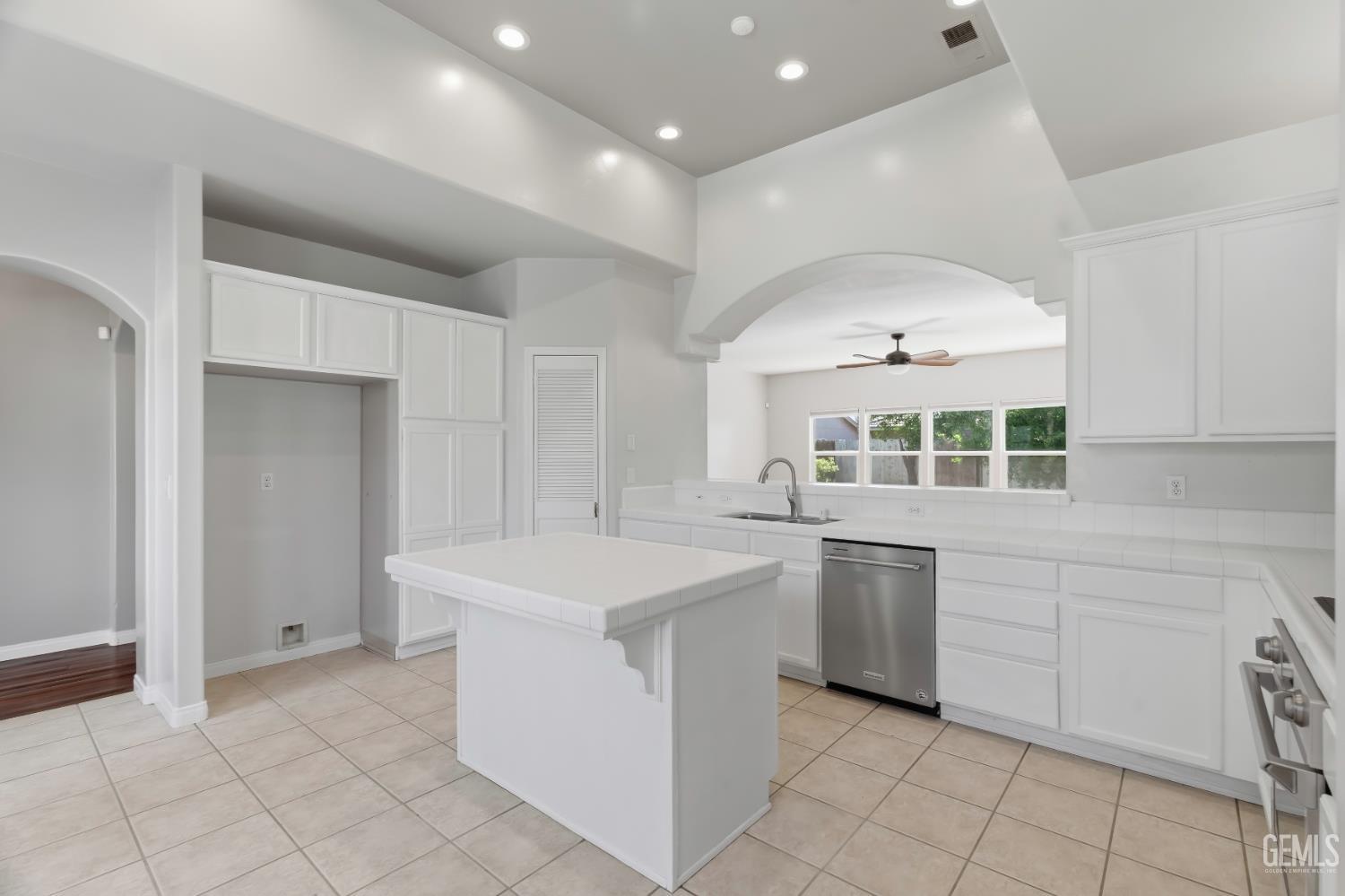 2812 Chiselhurst Court — photo 13
