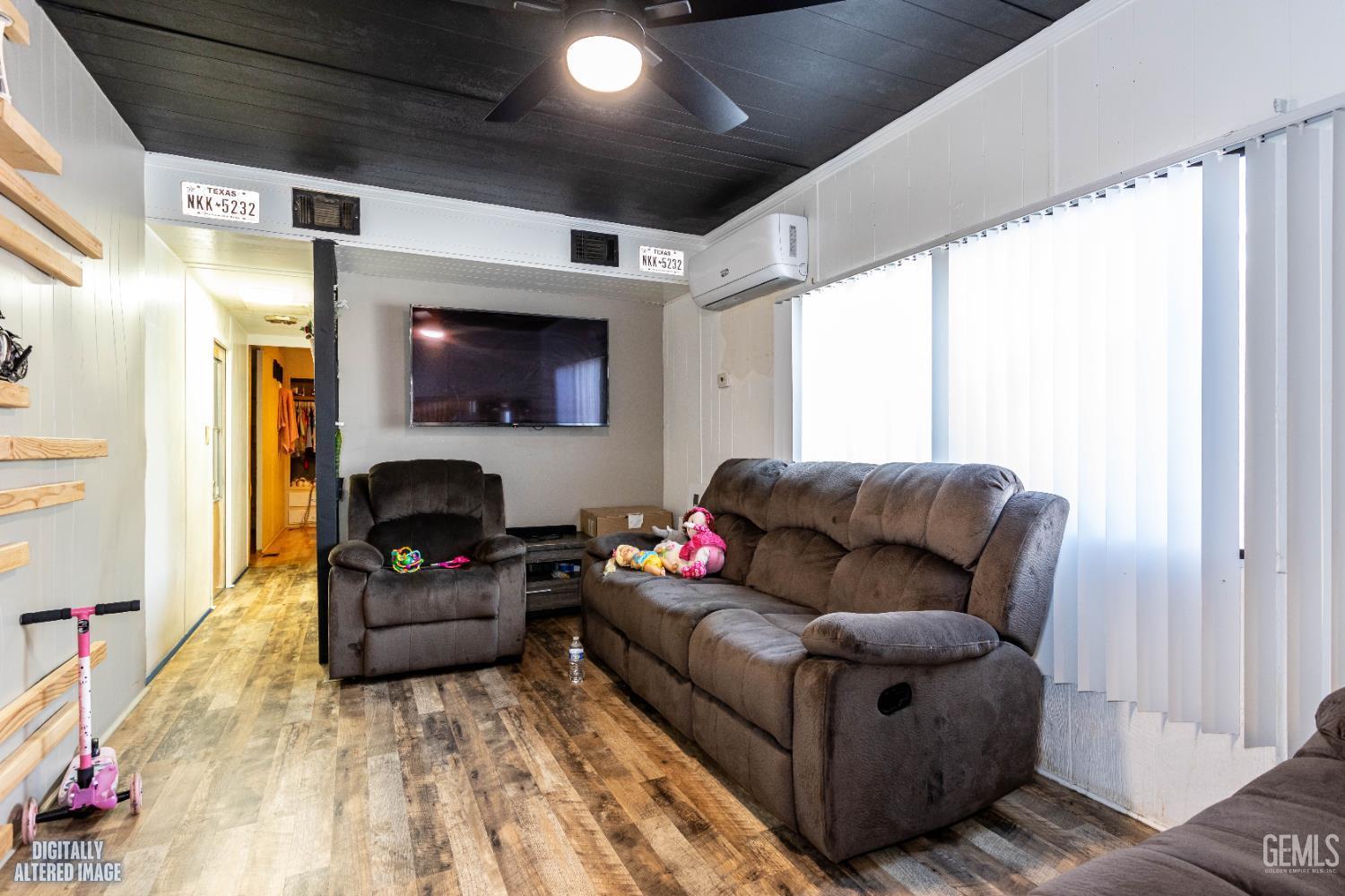510 Roberts Lane — photo 6
