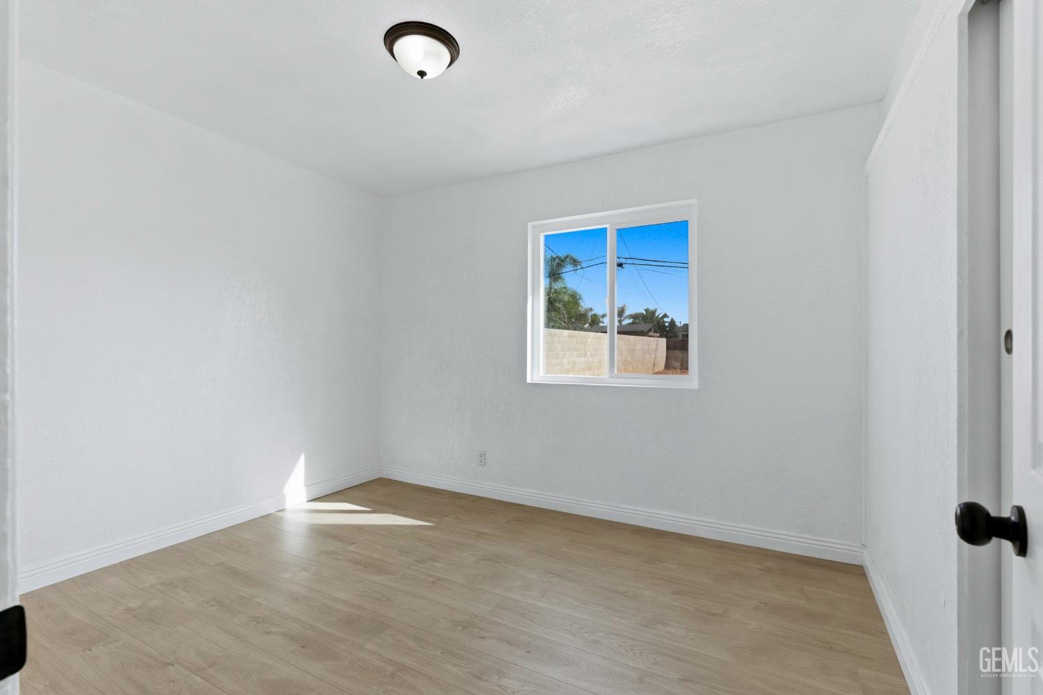315 Churchill Drive — photo 14