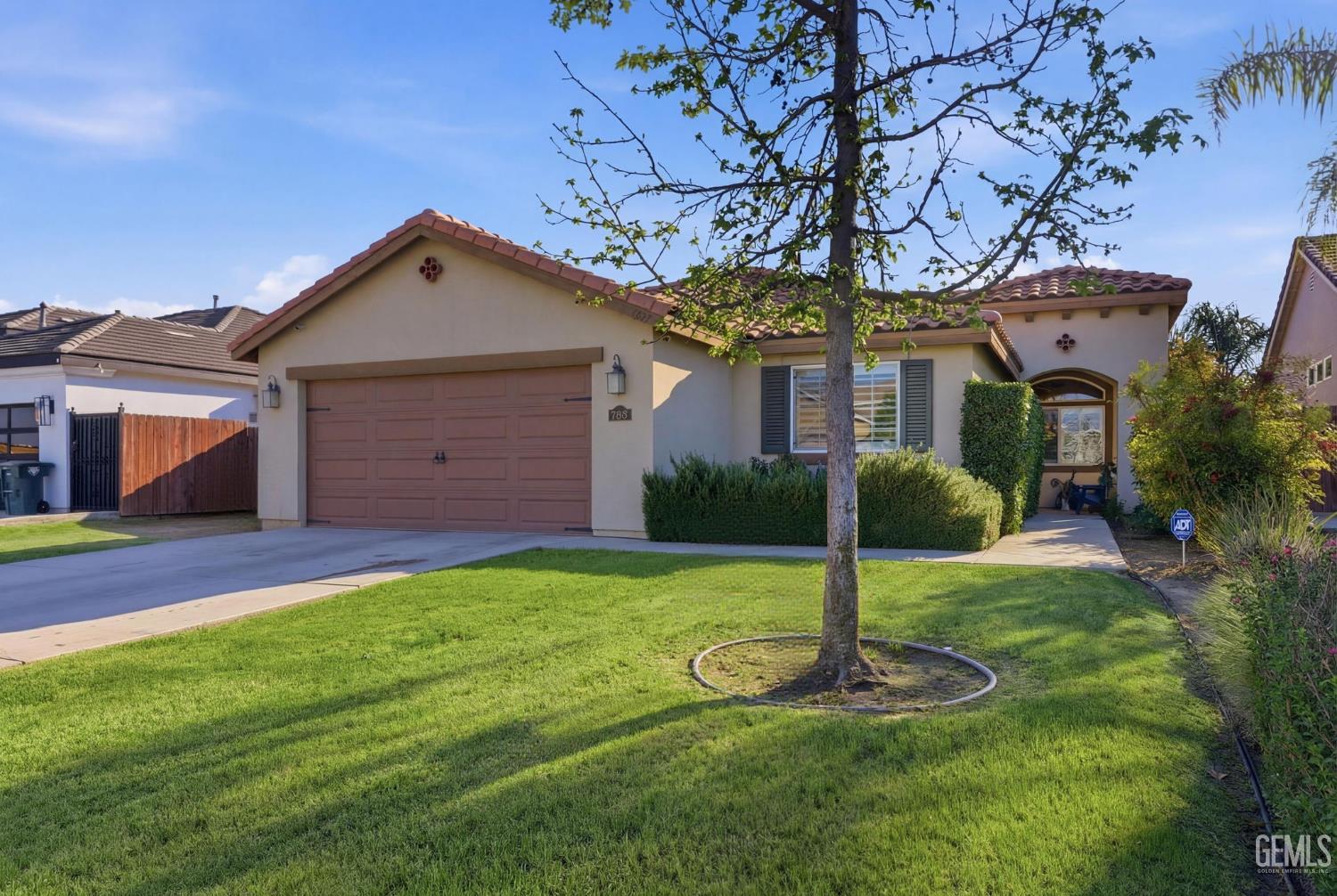 6807 Clear Water Creek Way — photo 2