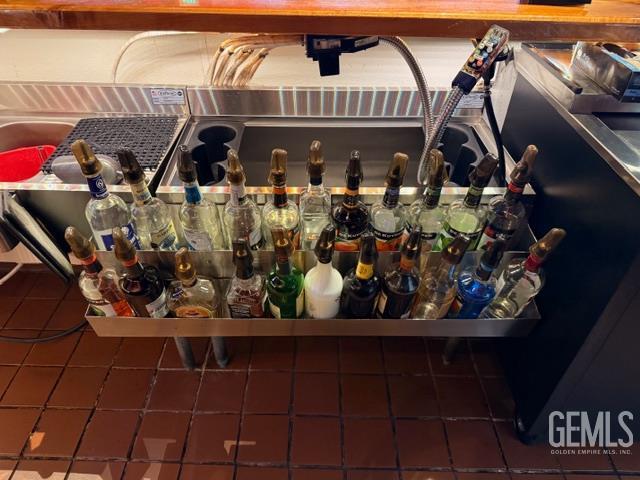 2631 Fashion Plaza — photo 5