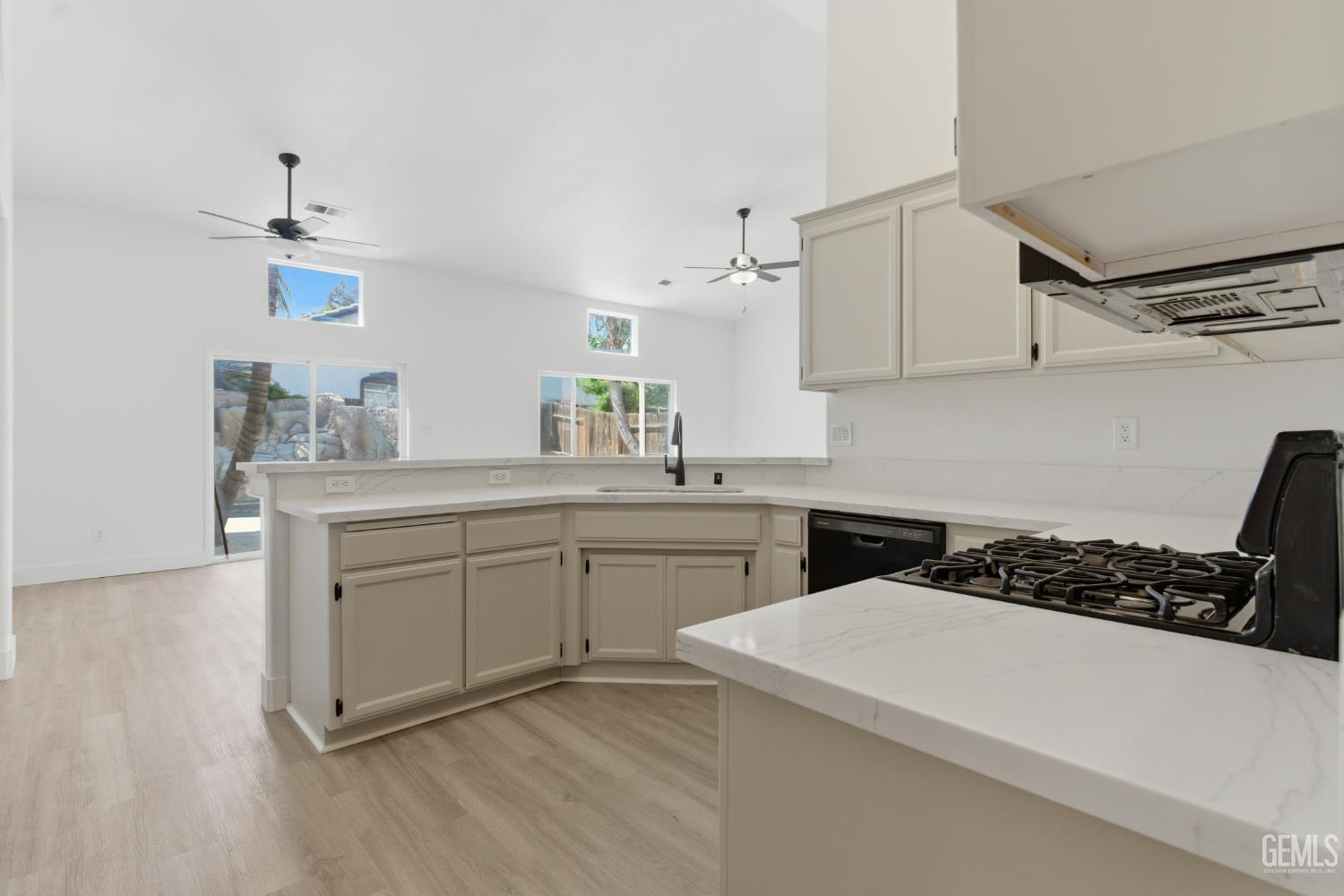 5621 Greenhorn Mountain Court — photo 12