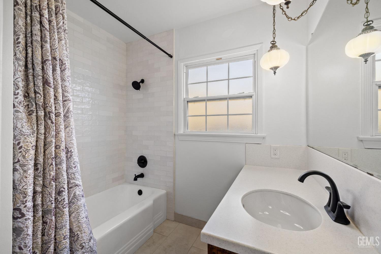 2416 Barnett Street — photo 30