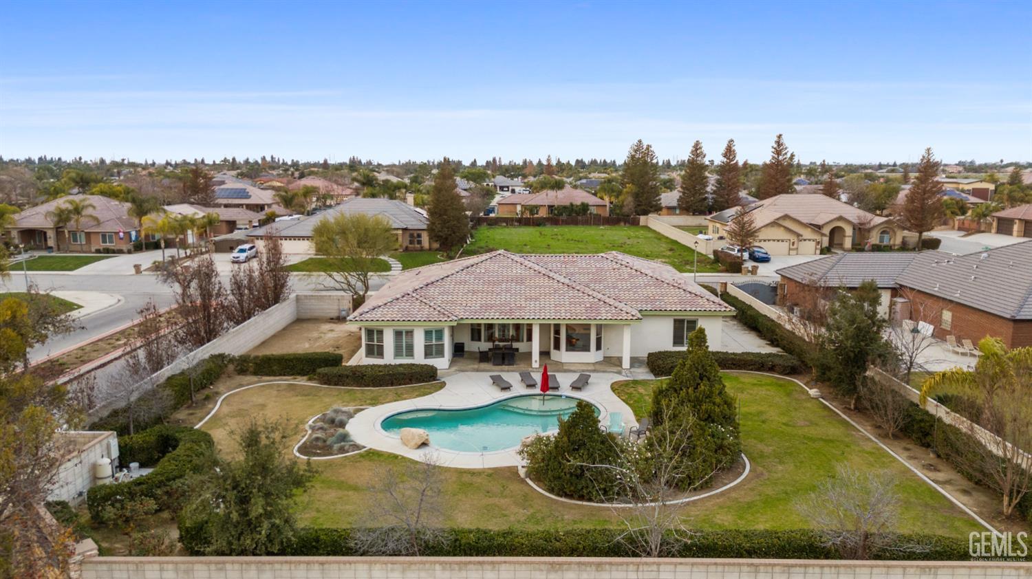 15521 Georges letour Avenue — photo 52