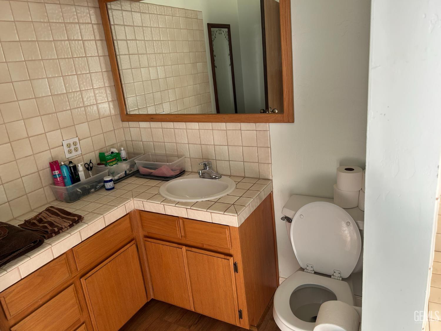 2204 Bedford Way — photo 20