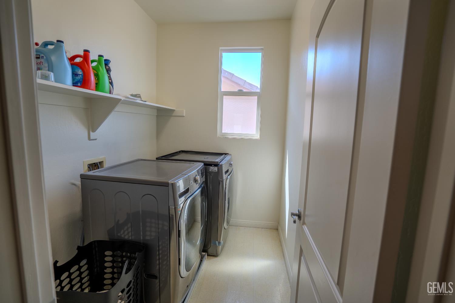 10407 Sharktooth Peak Drive — photo 16