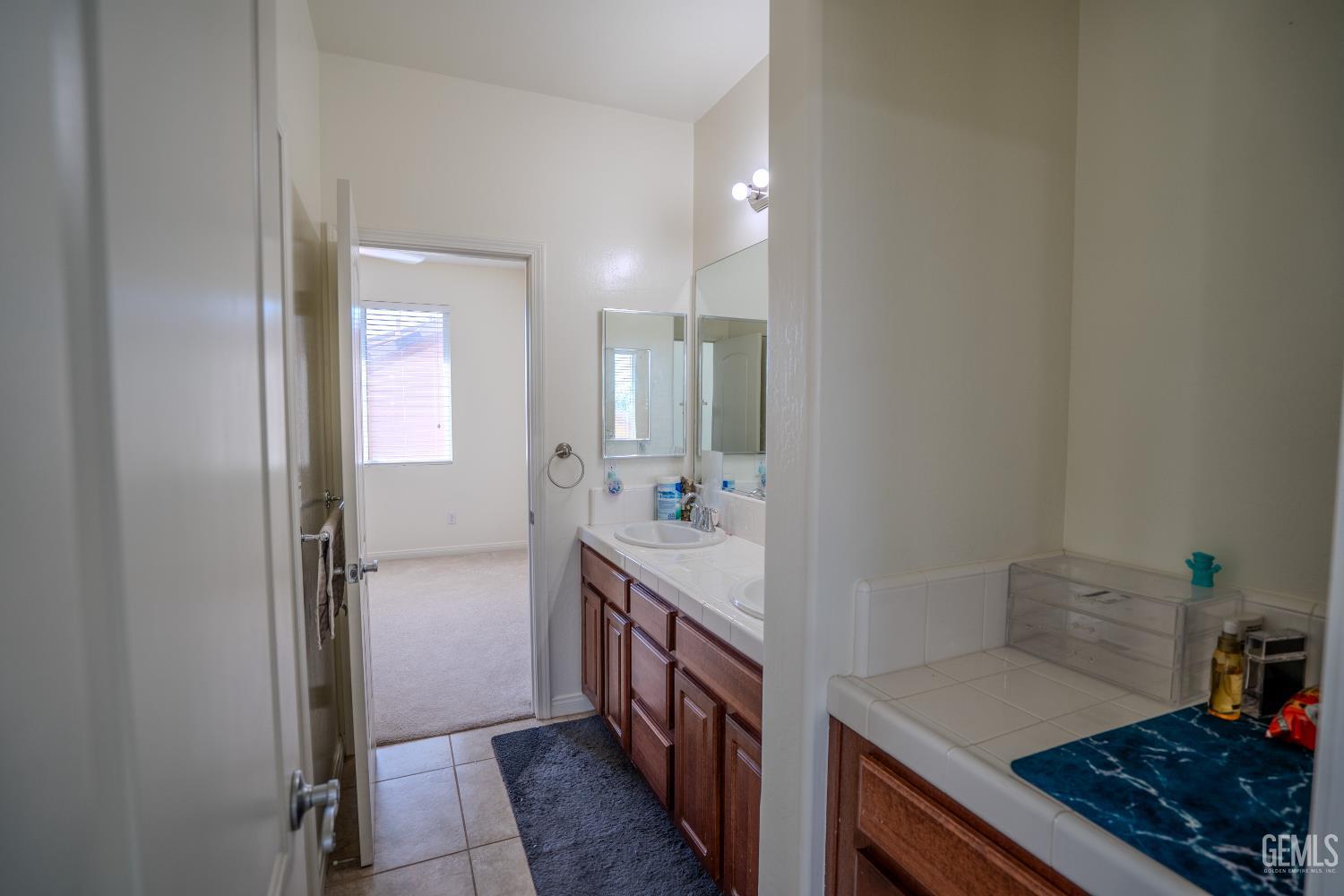 10407 Sharktooth Peak Drive — photo 15
