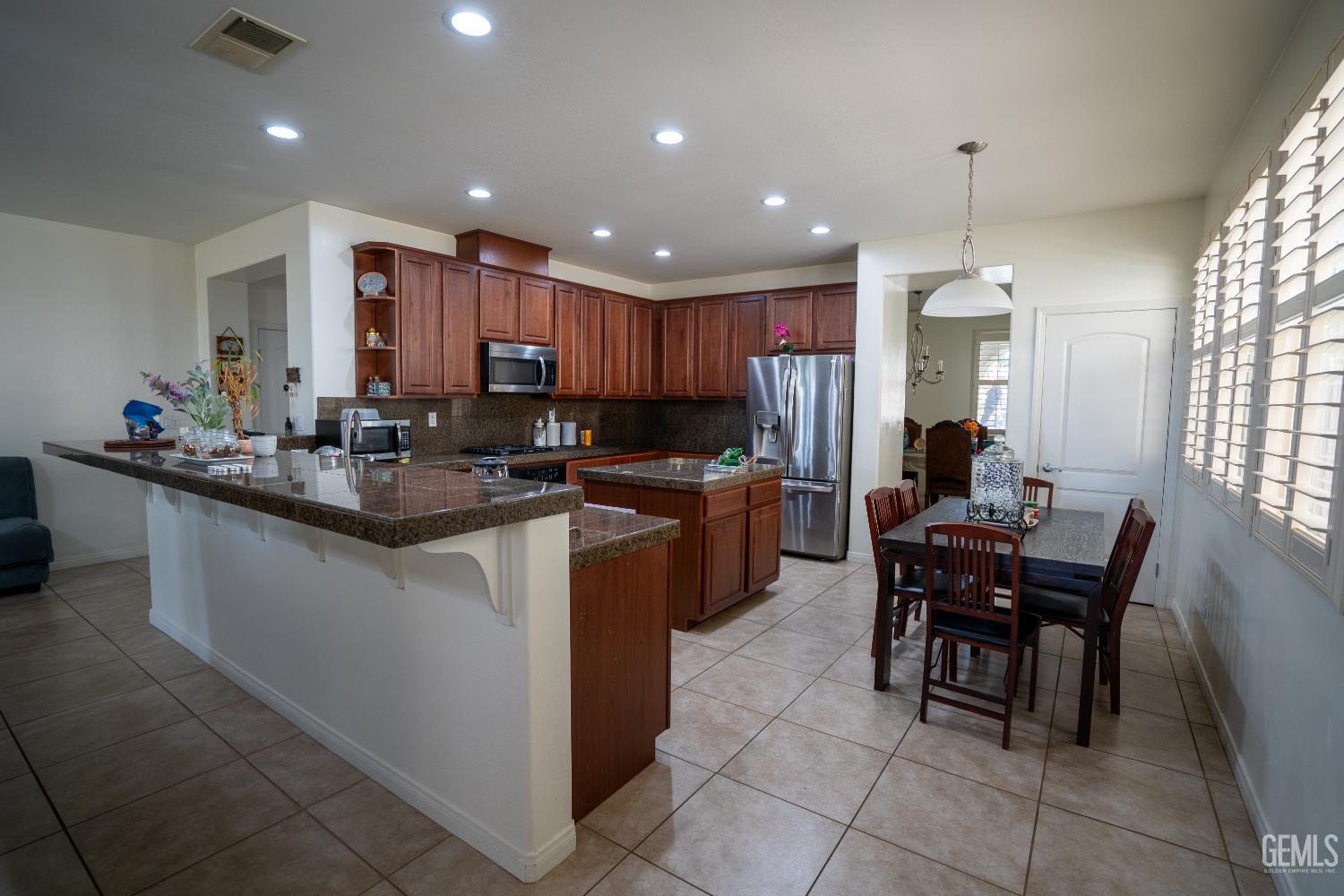 10407 Sharktooth Peak Drive — photo 8