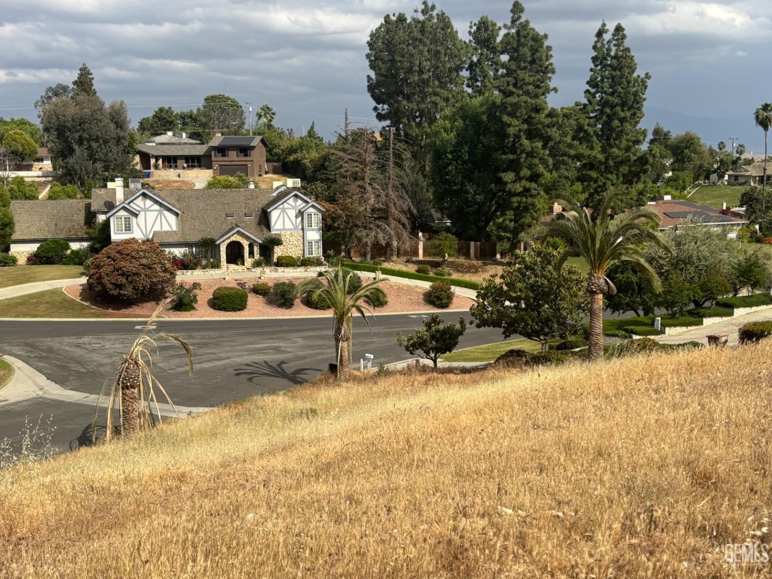 4120 Flintridge Drive — photo 9