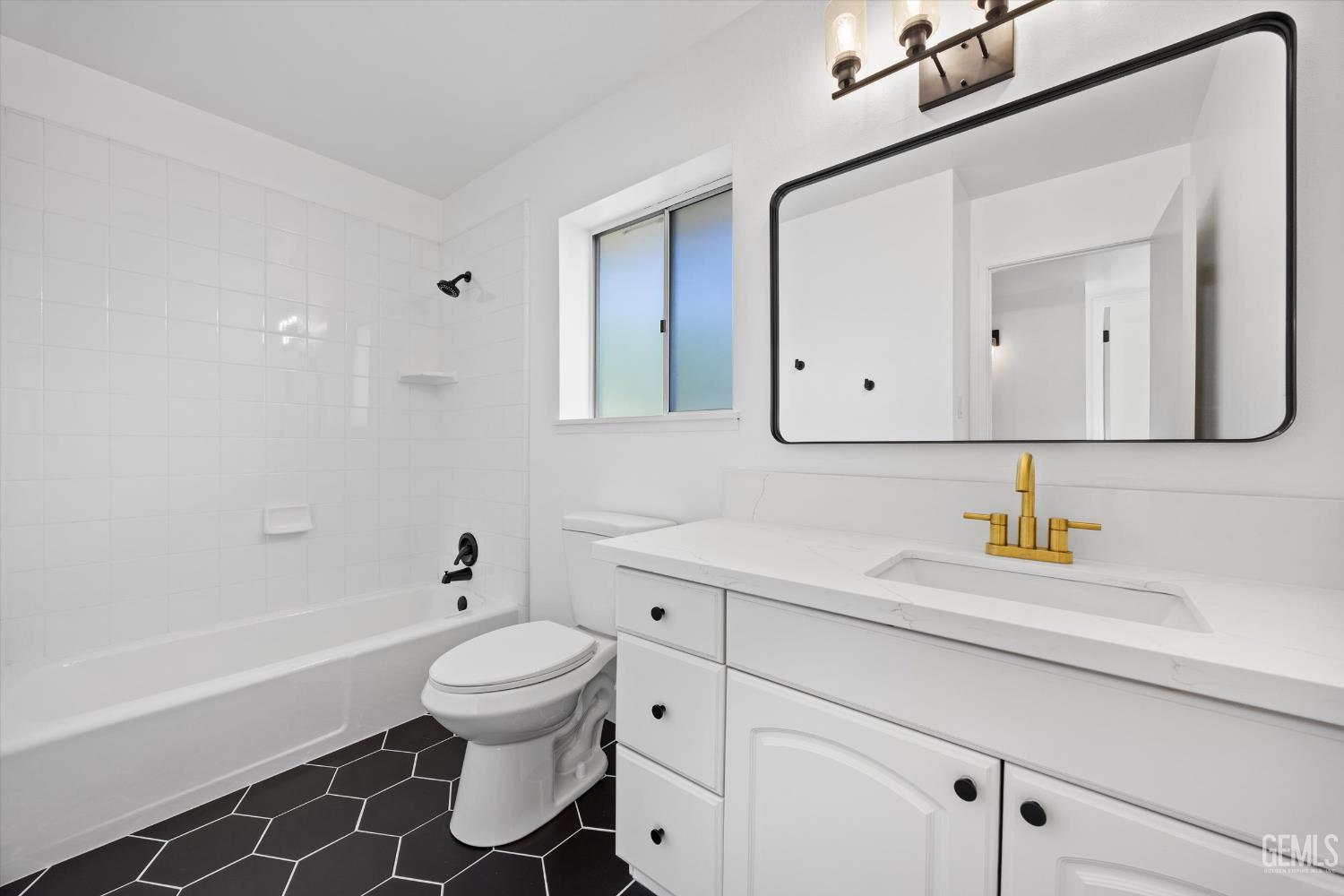 2801 Elm Street — photo 32