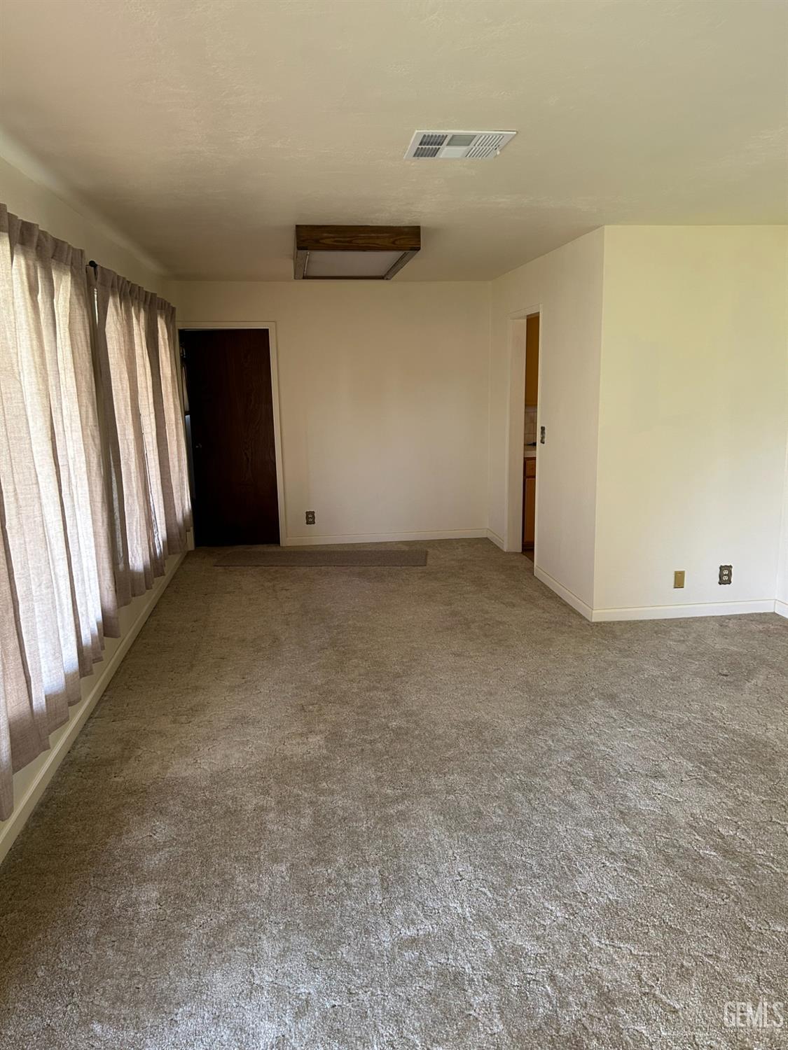 2204 Bedford Way — photo 14