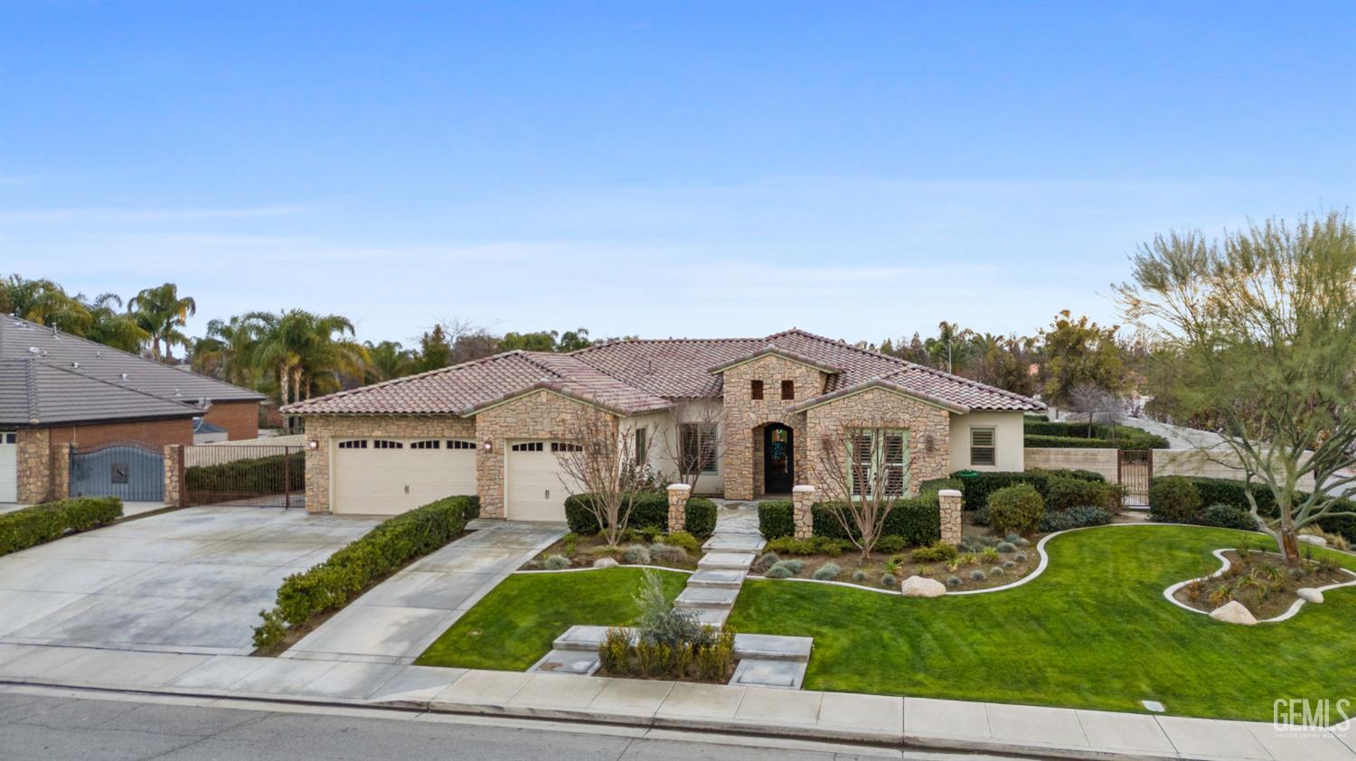 15521 Georges letour Avenue — photo 3