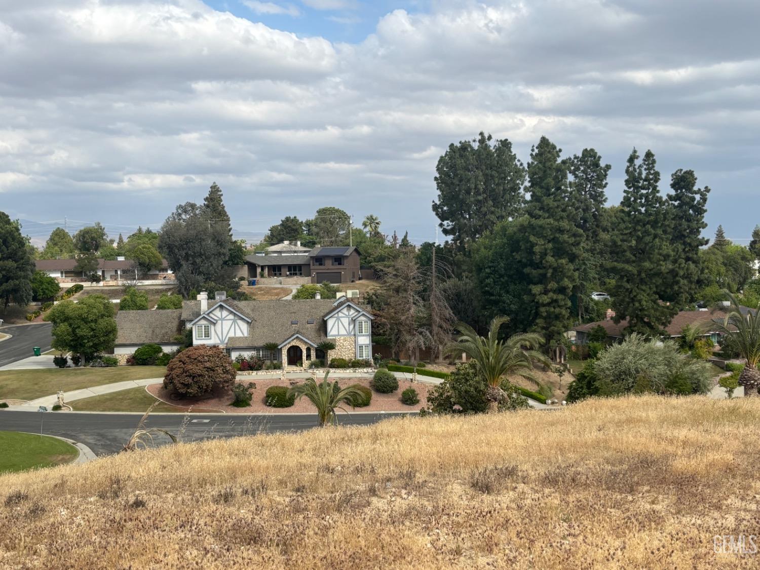 4120 Flintridge Drive — photo 12