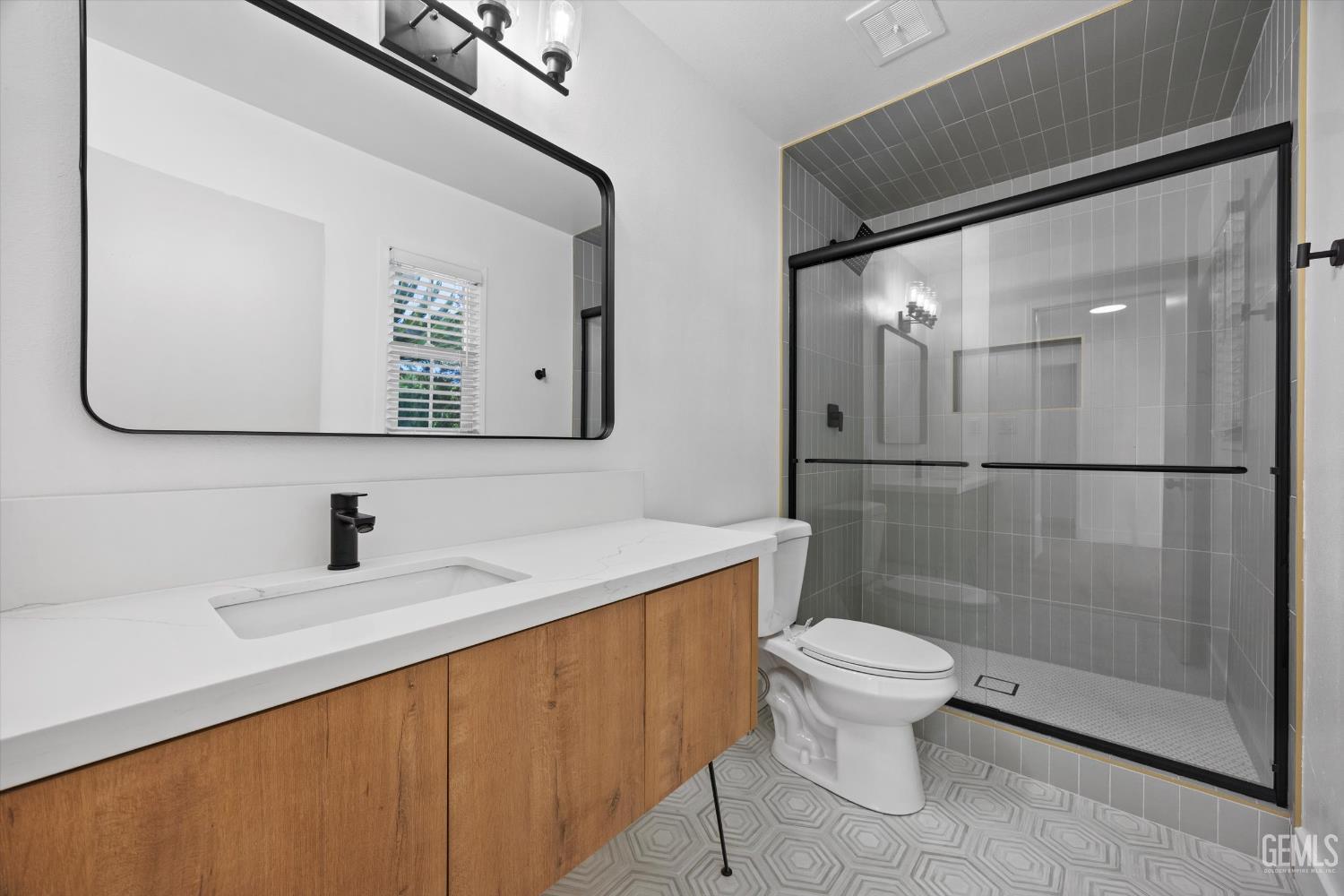 2801 Elm Street — photo 25