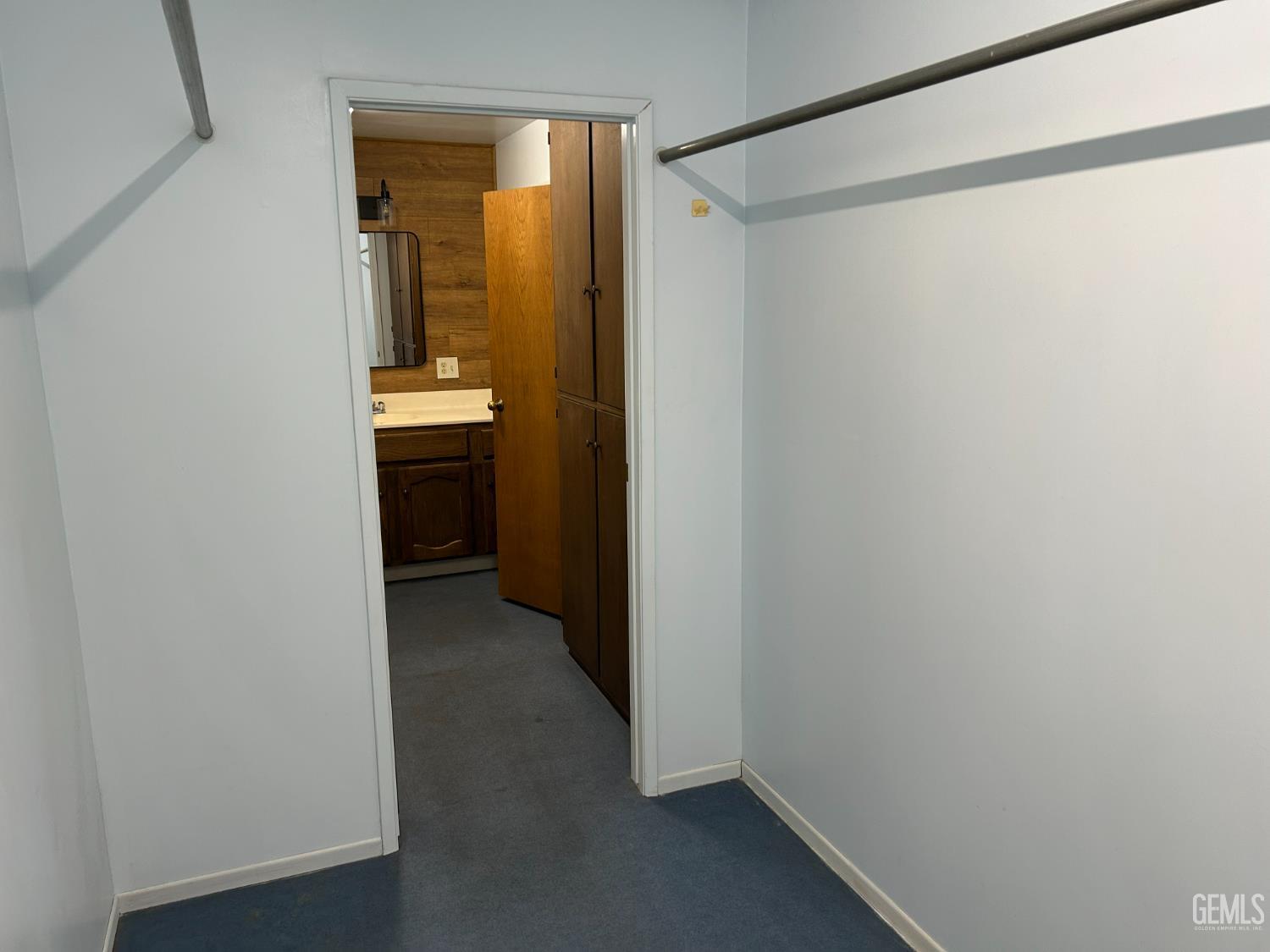 2204 Bedford Way — photo 35