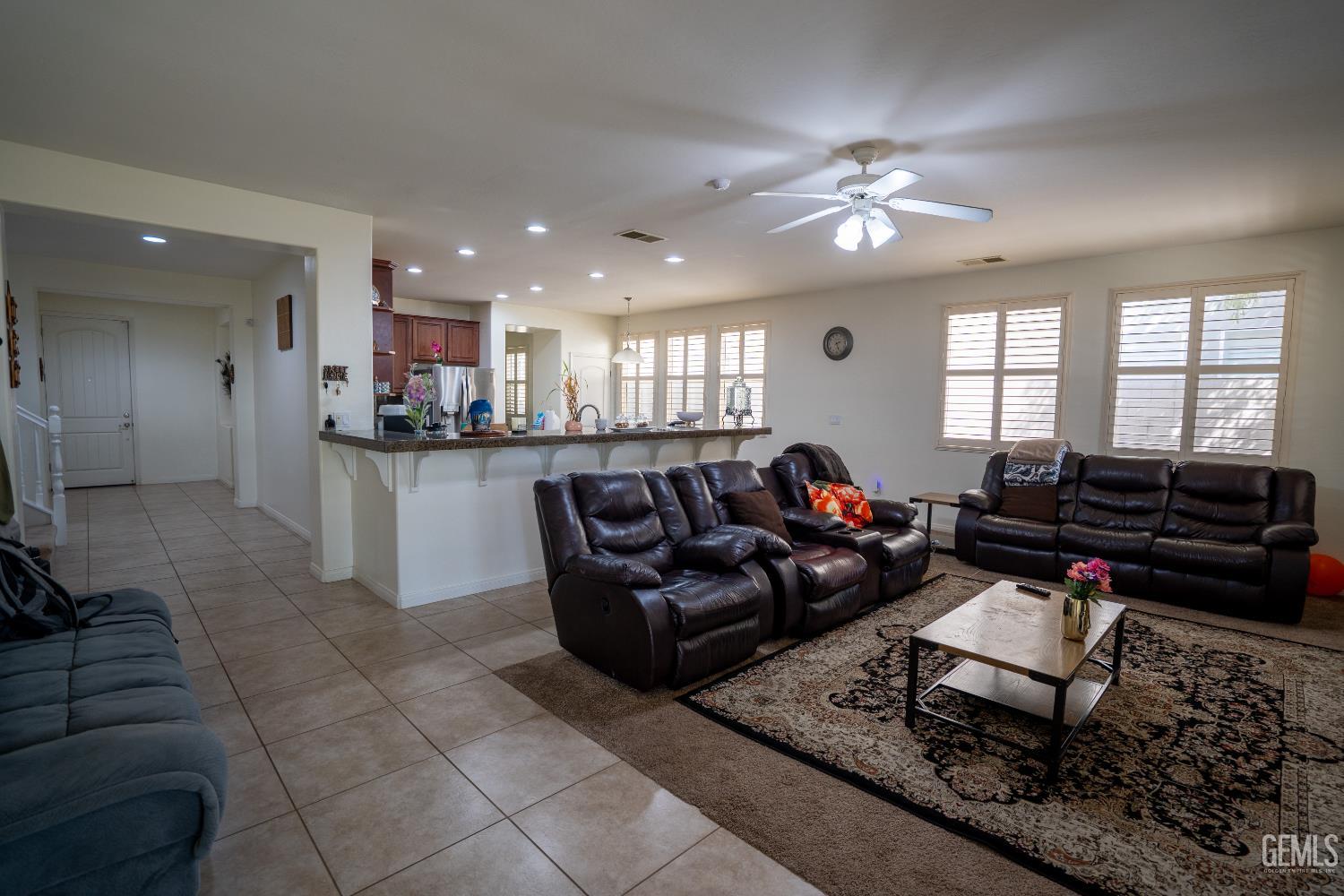 10407 Sharktooth Peak Drive — photo 6