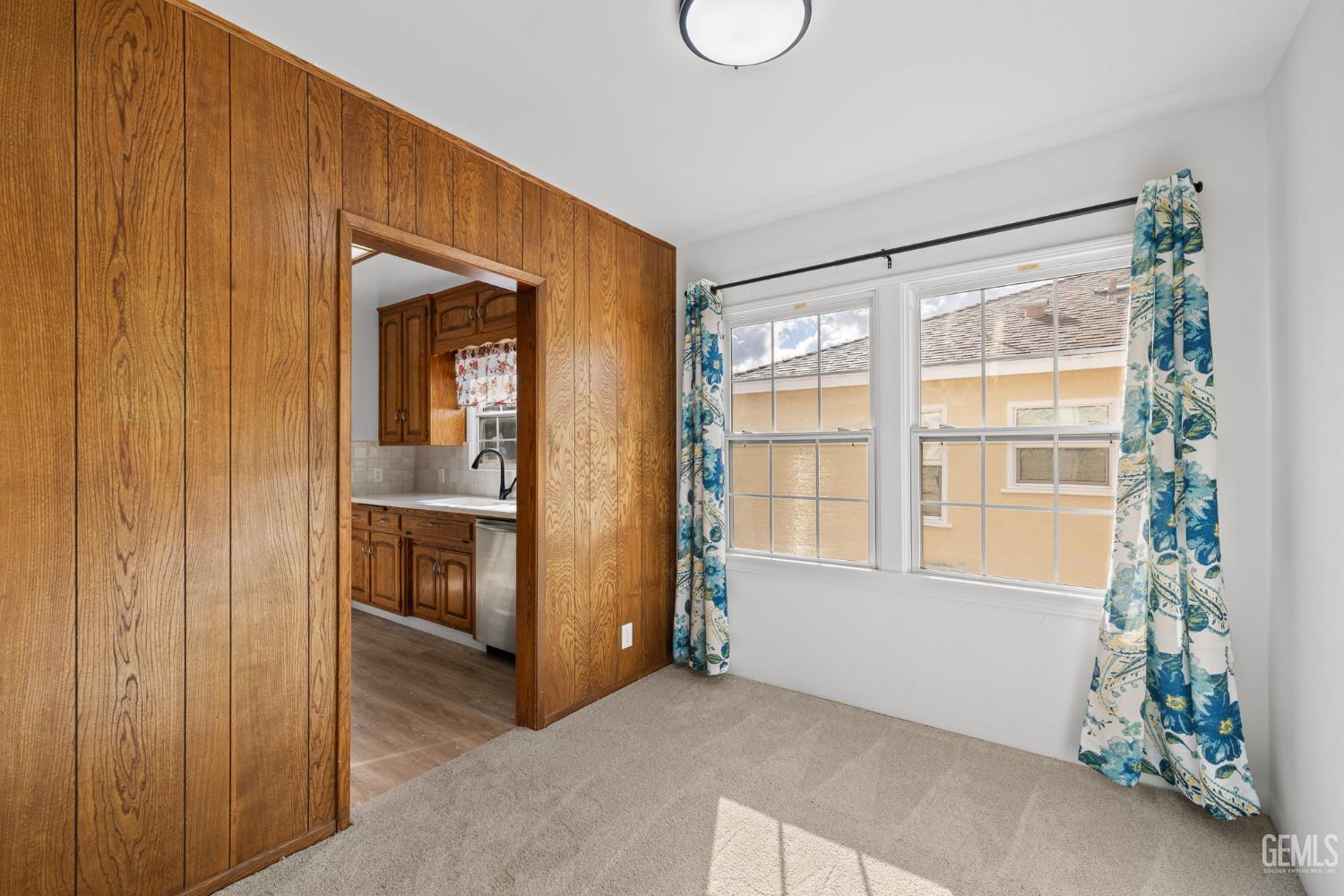 2416 Barnett Street — photo 12