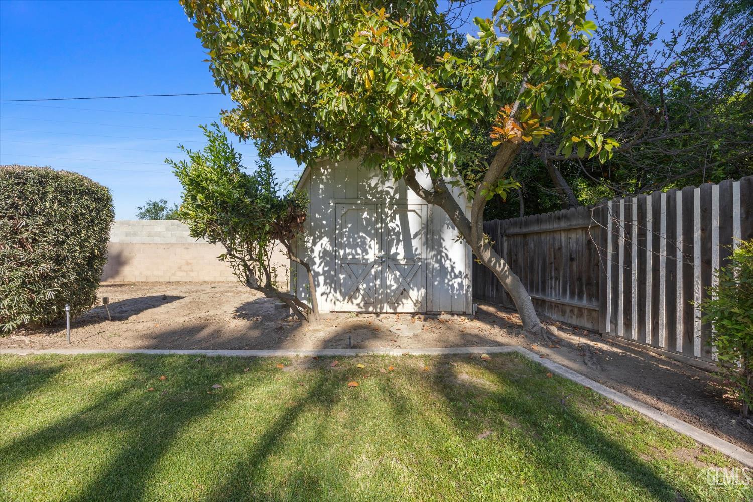 2801 Elm Street — photo 47