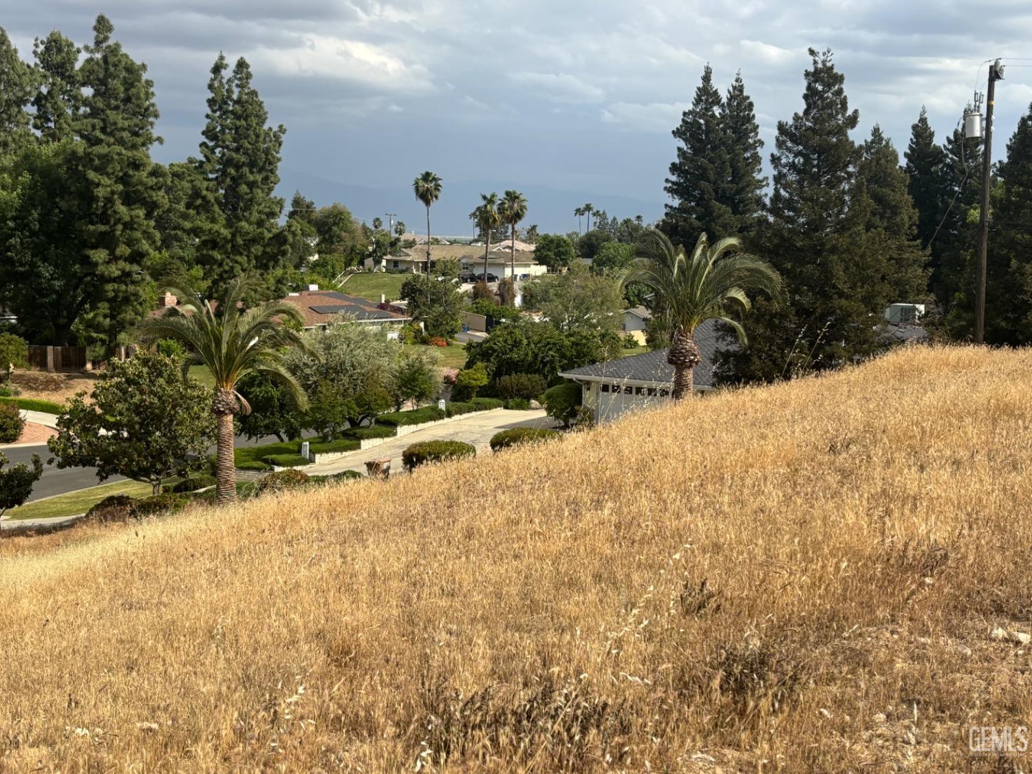 4120 Flintridge Drive — photo 8