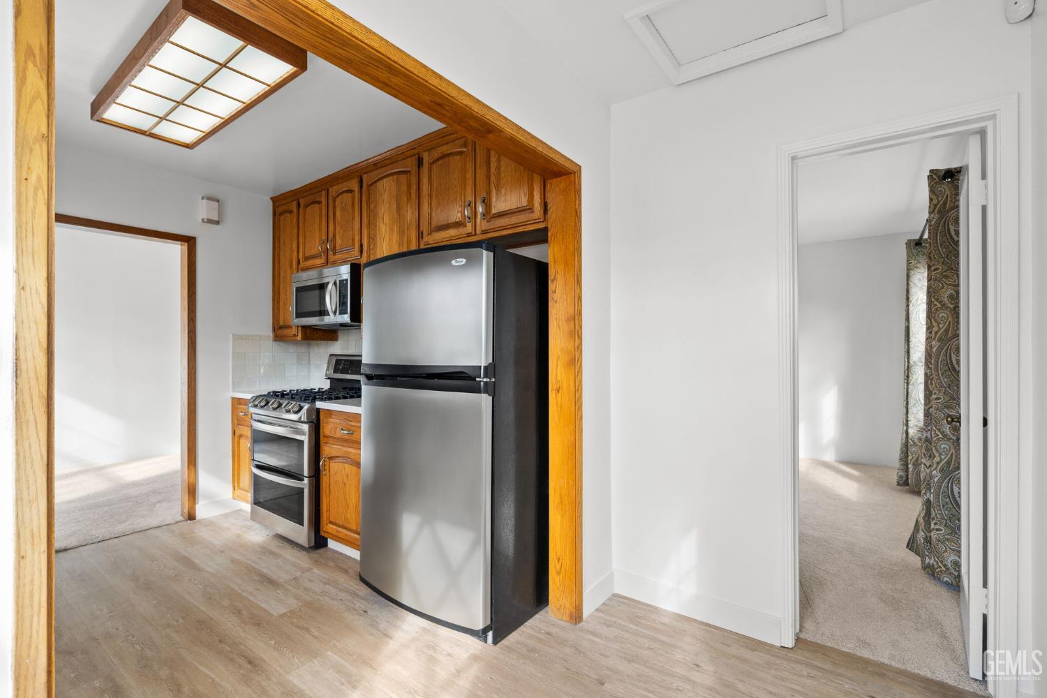 2416 Barnett Street — photo 20