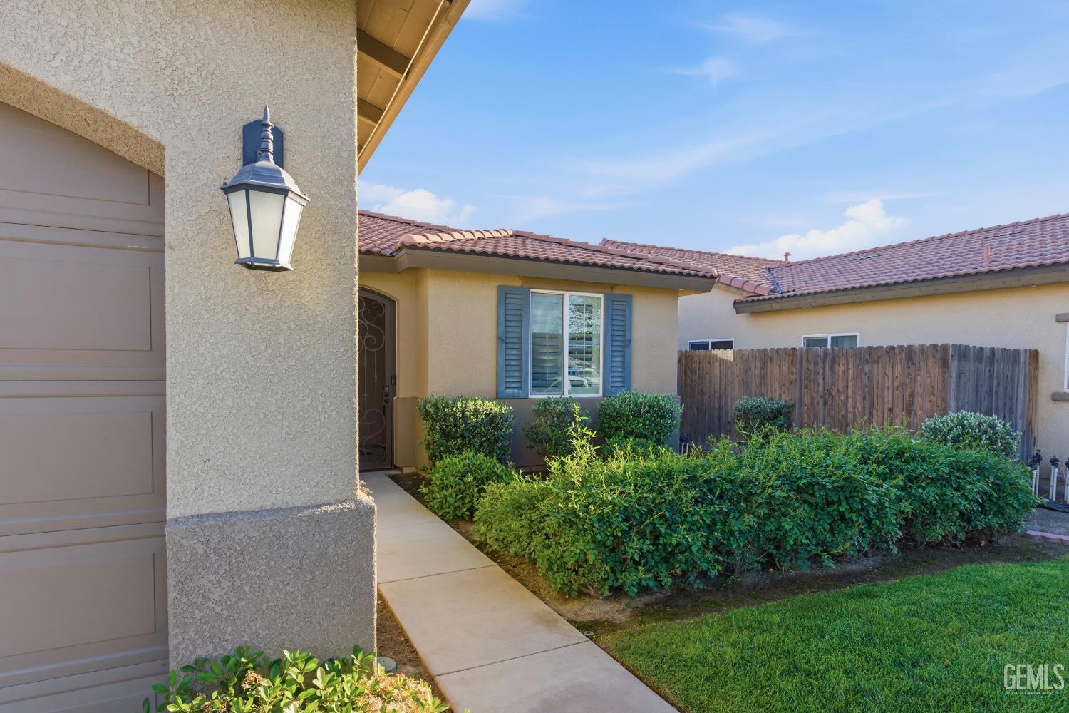 5805 Moonstone Peak Drive — photo 4
