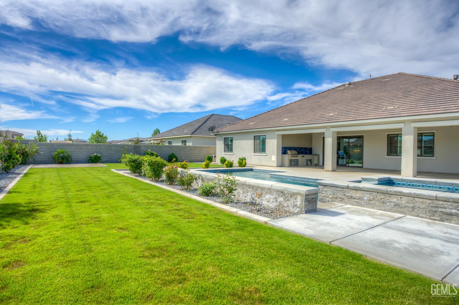 3702 Marian Way — photo 48