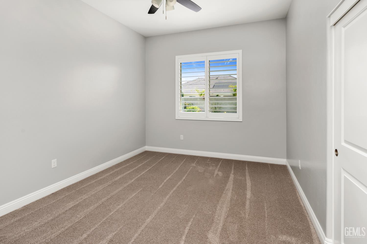 3702 Marian Way — photo 36