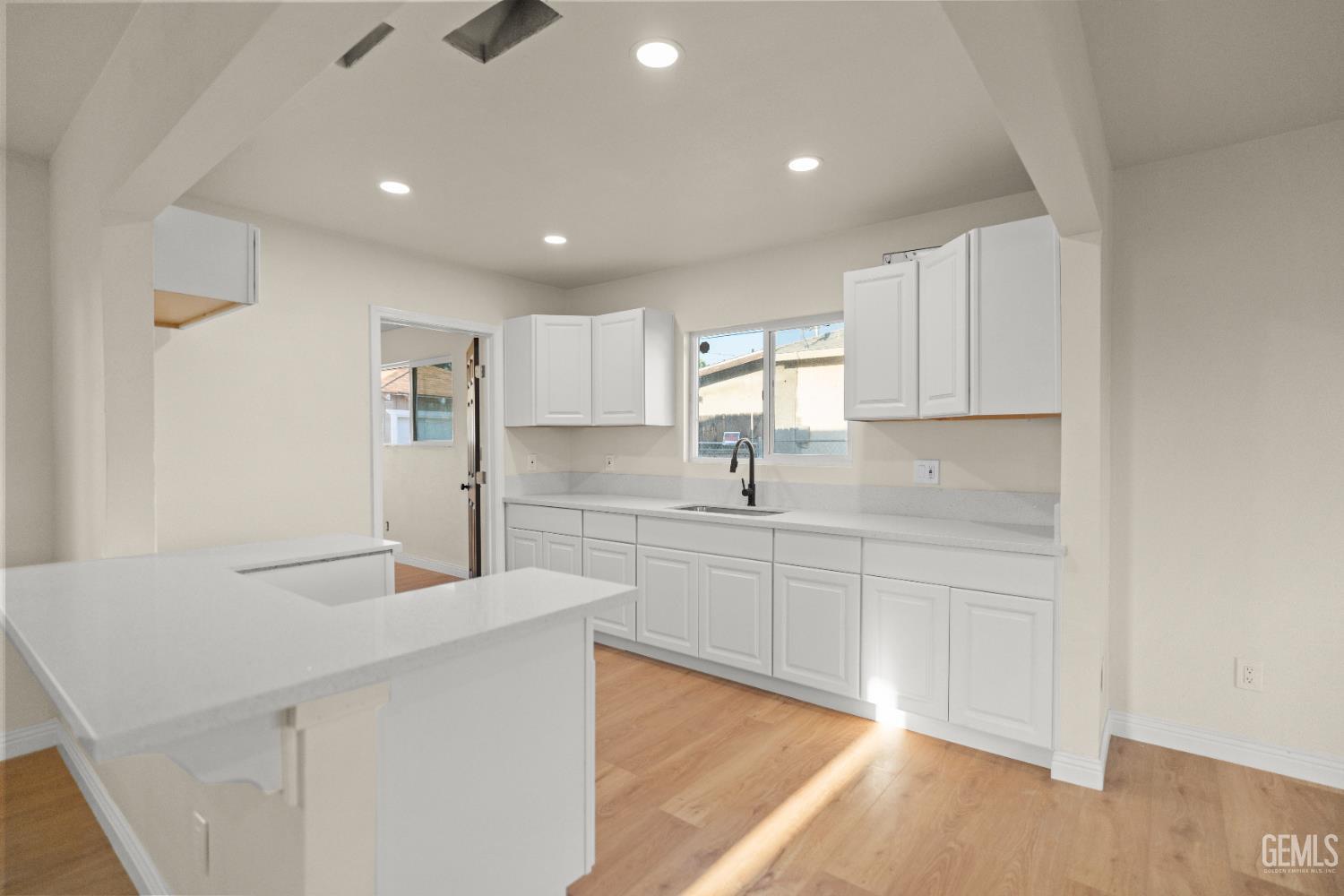 1218 Water Street — photo 9