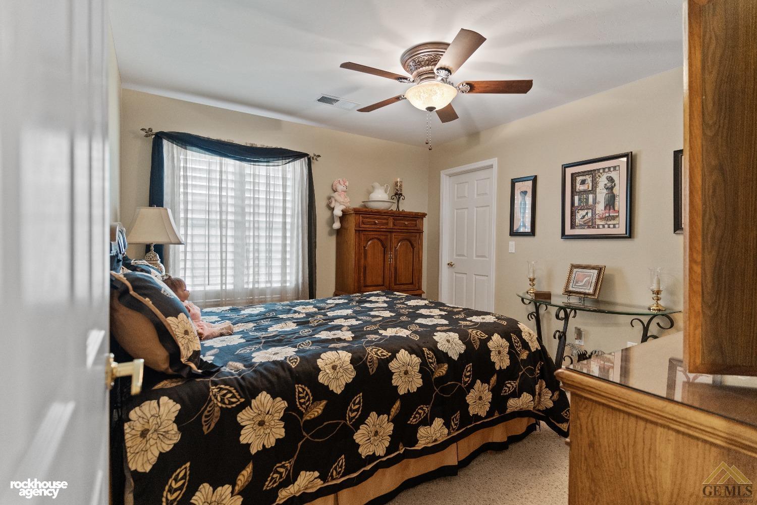 11809 Irwindale Avenue — photo 37