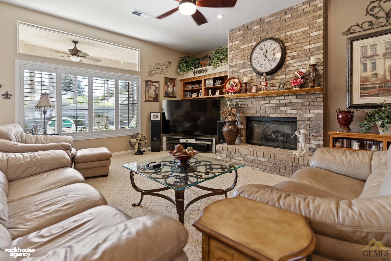 11809 Irwindale Avenue — photo 16